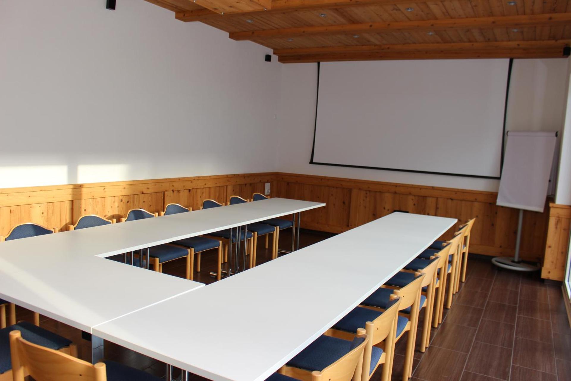 Meeting/conference room