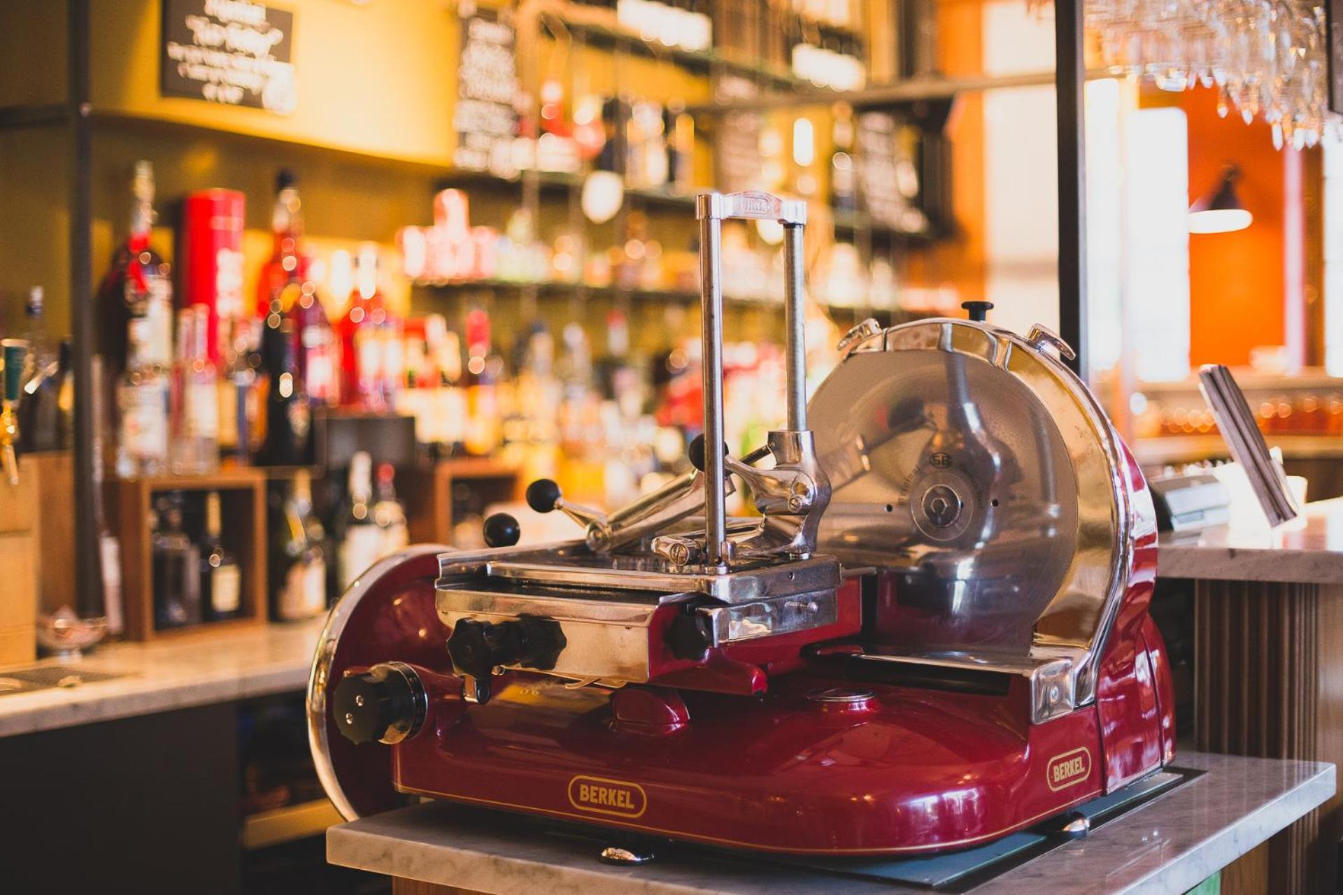 Enjoy 1313AG Hotel Touring