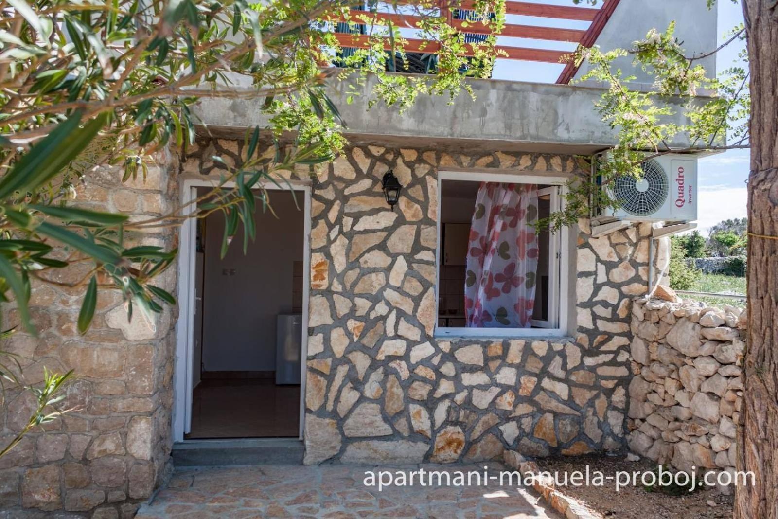 Manuela Apartmani Proboj