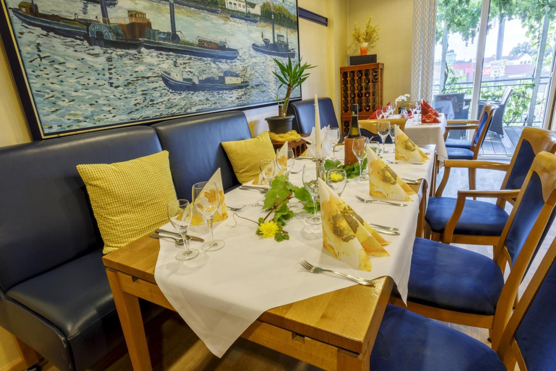 Restaurant/places to eat