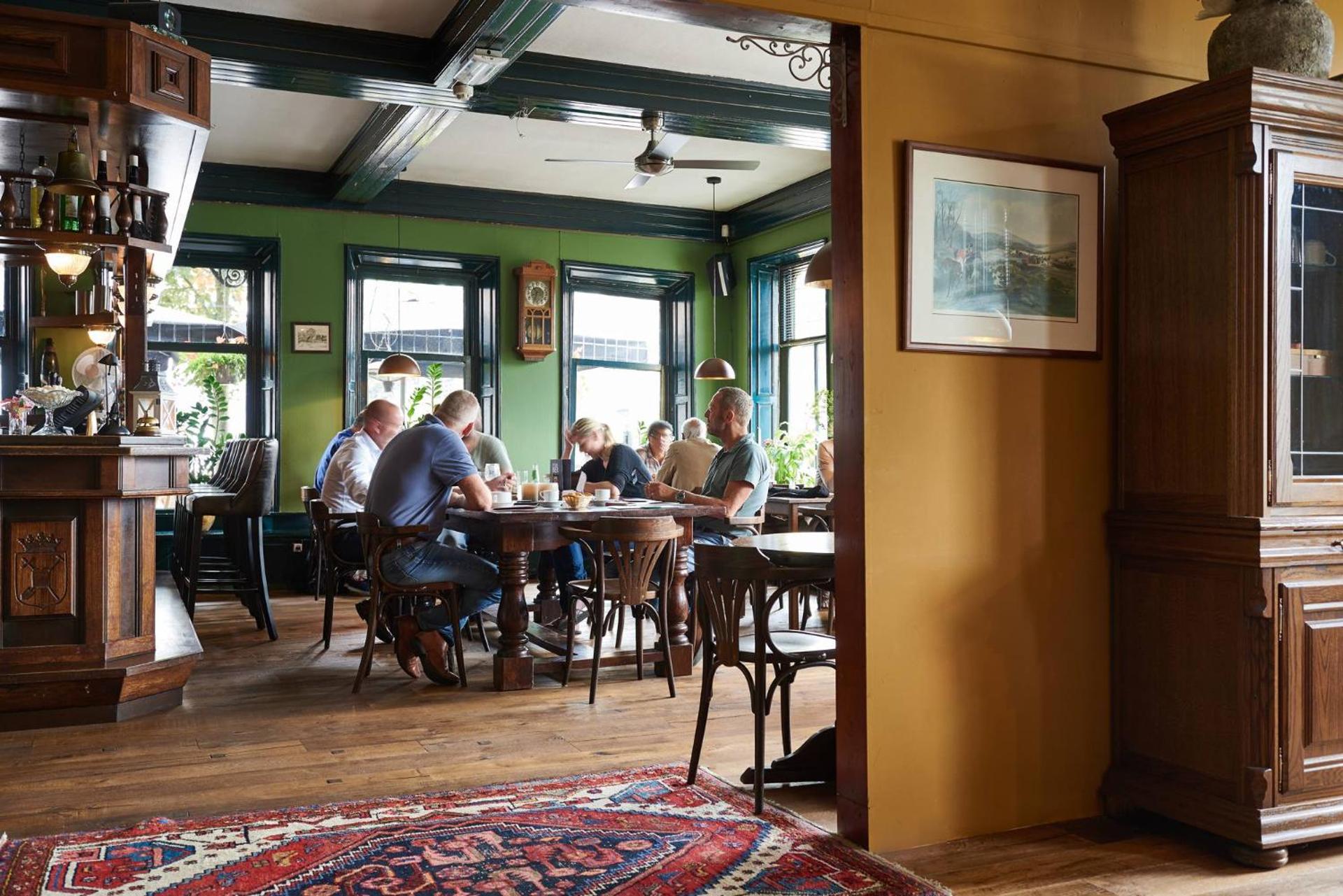 Restaurant/places to eat