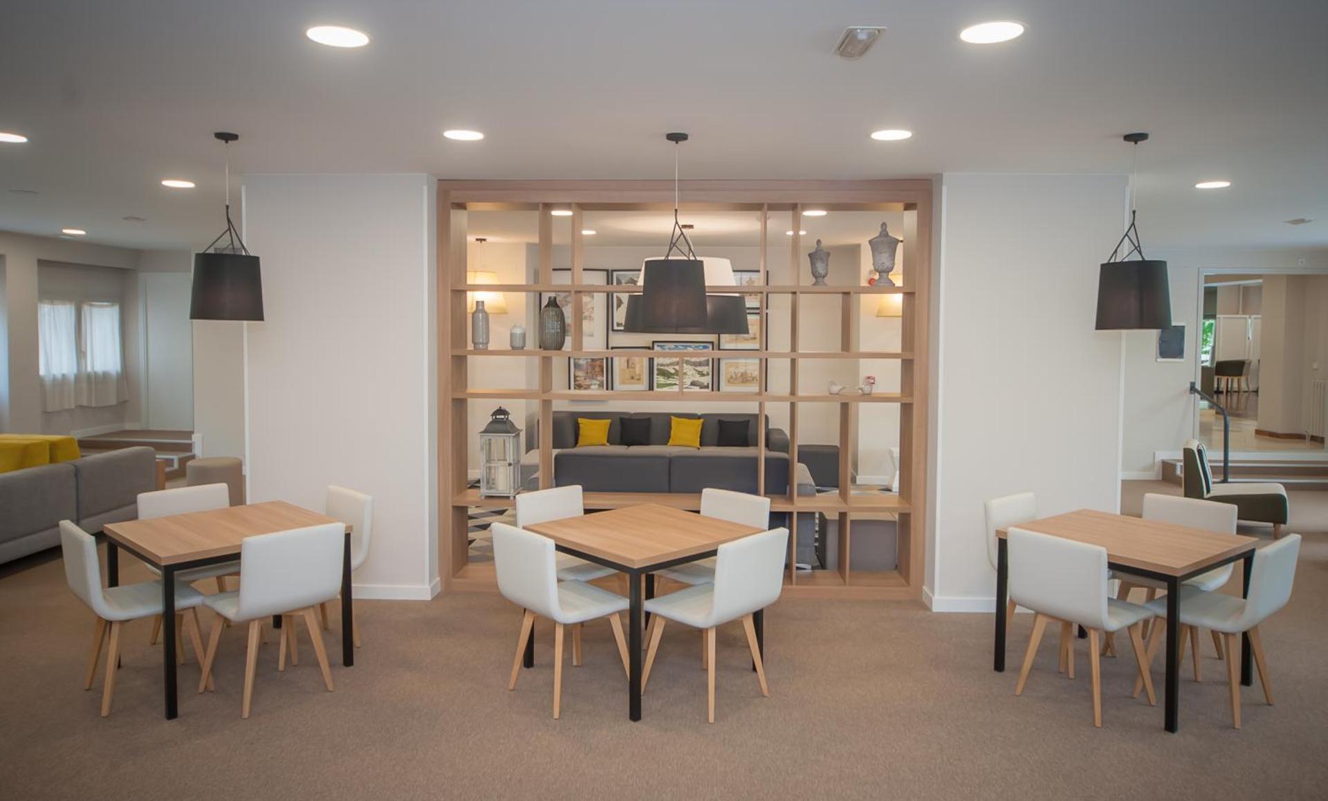 Communal lounge/ TV room