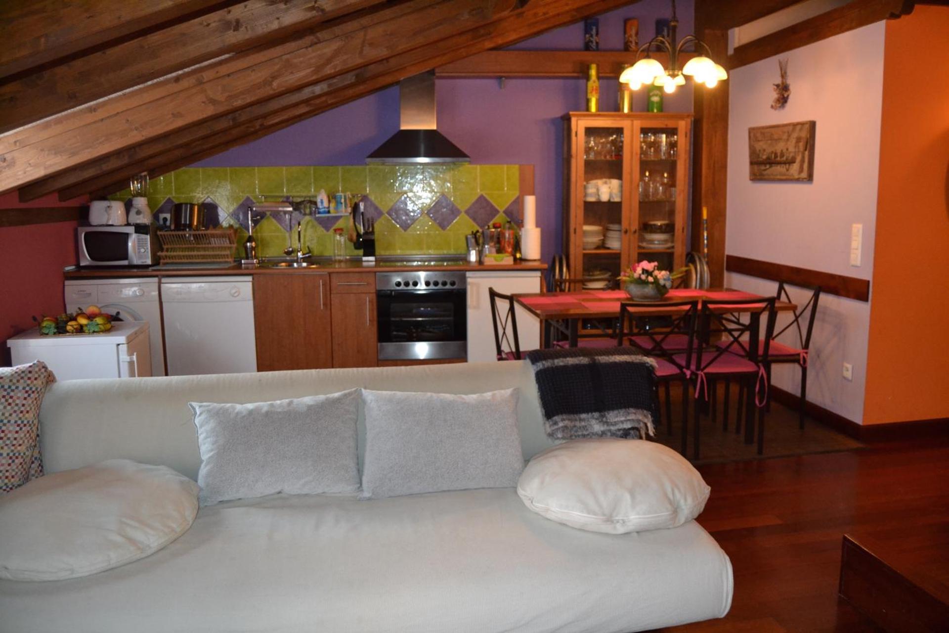 Apartamentos La Buhardilla