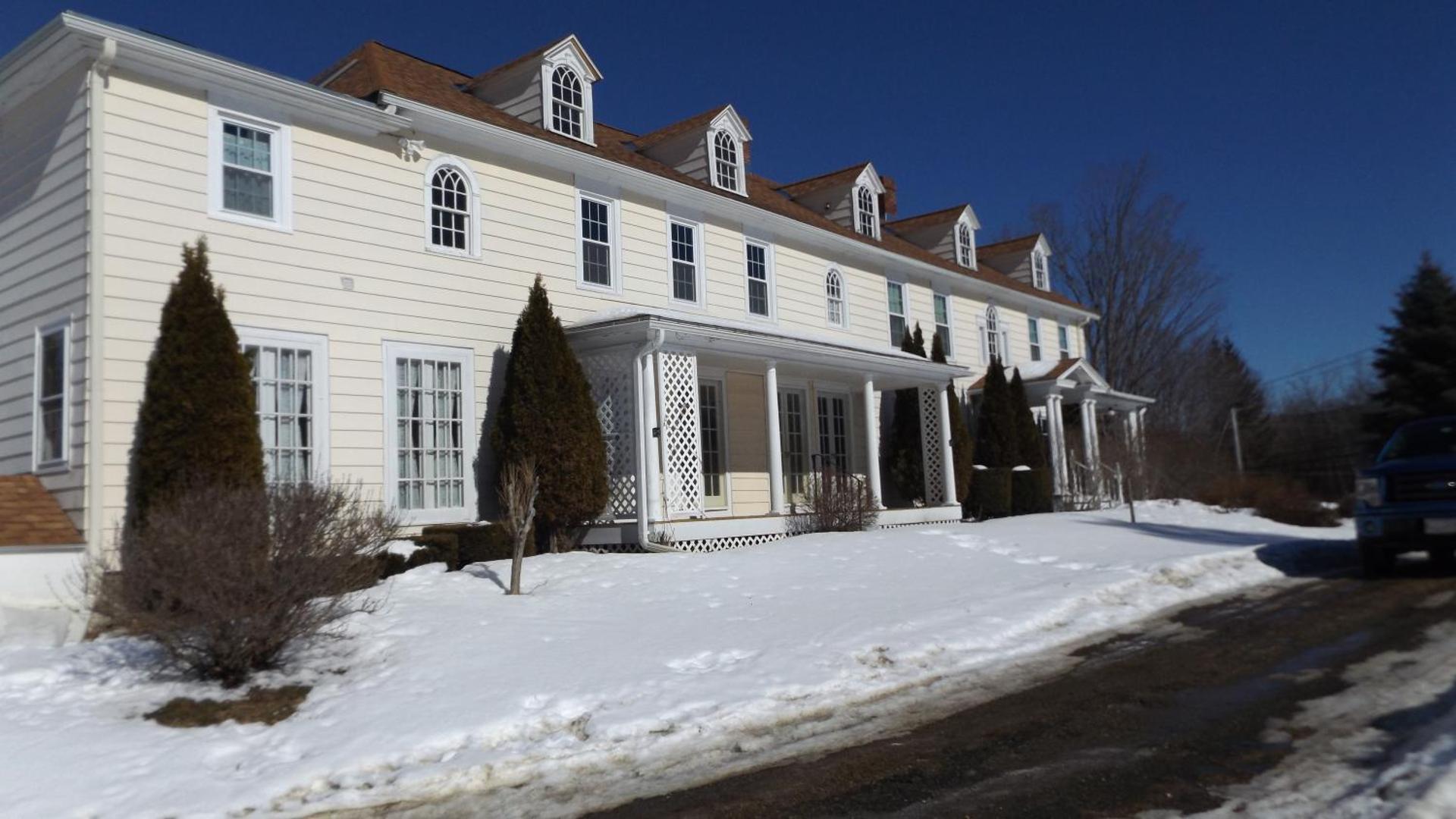 Harbour House Inn B&B