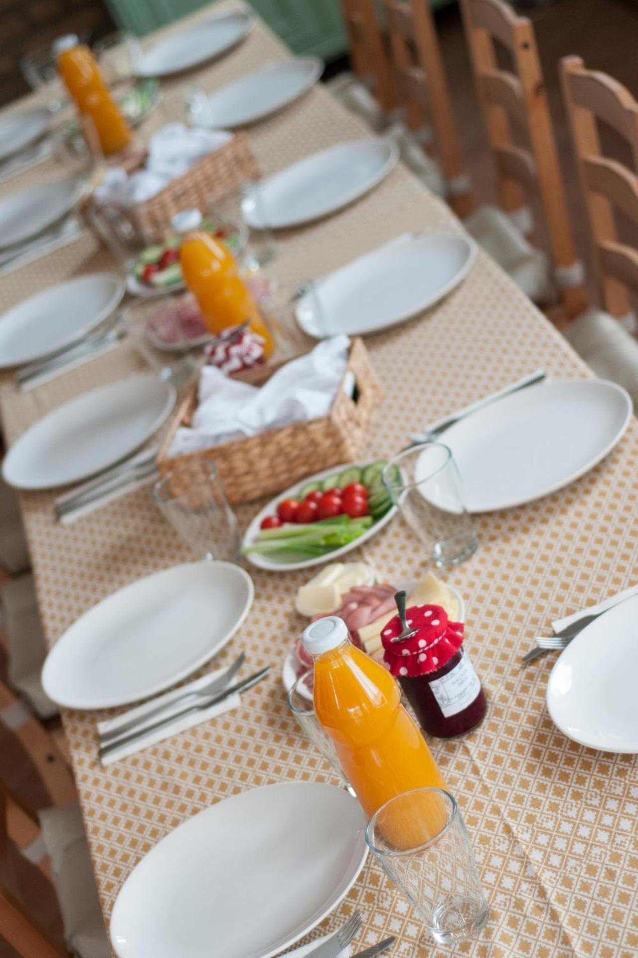 Continental breakfast