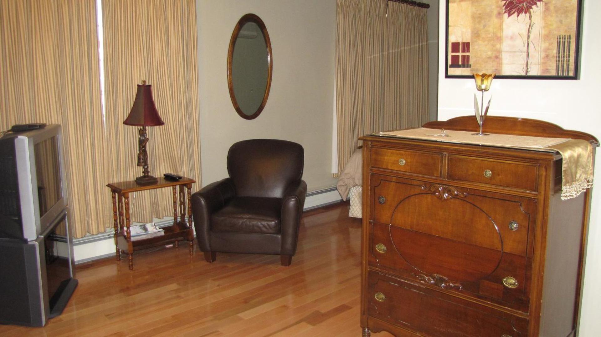 Spanish Bay Inn, CANADA