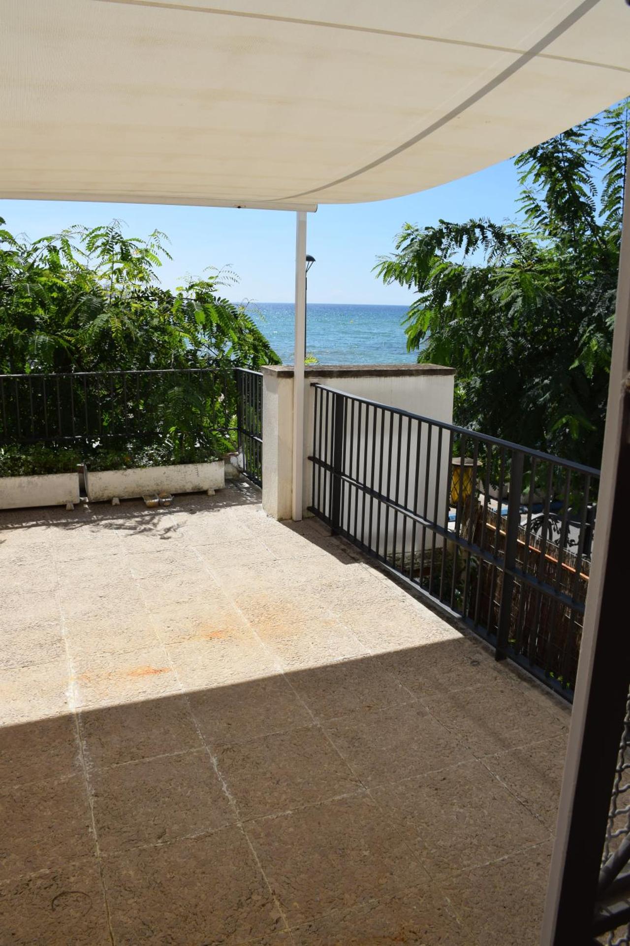 Apartamentos Les Barbes