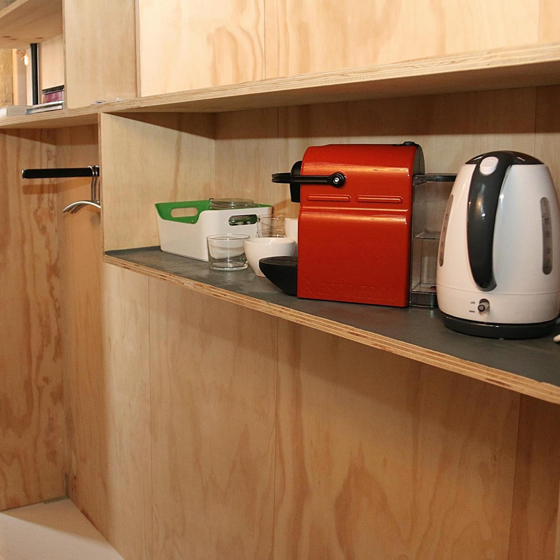 Coffee/tea facilities