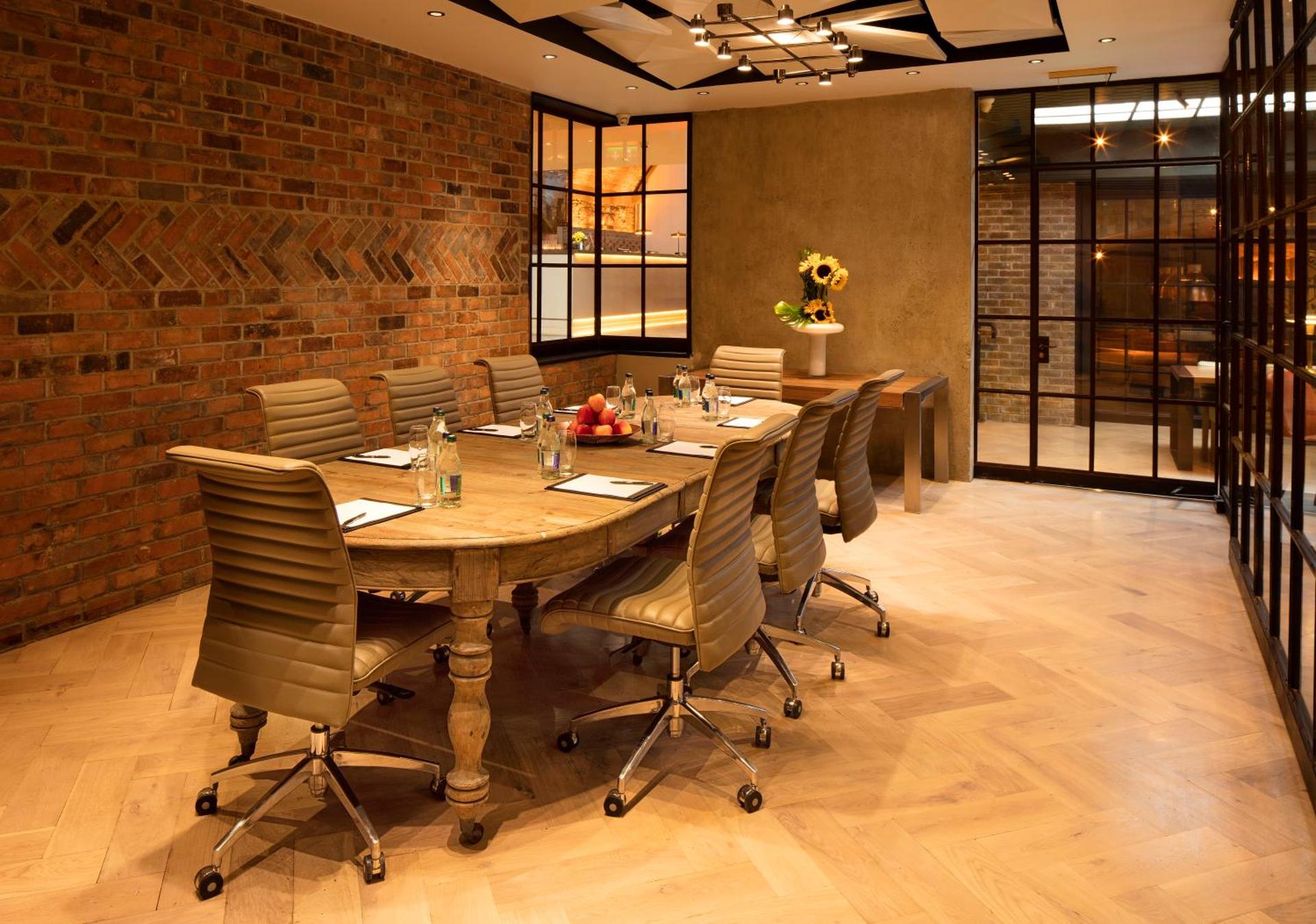 Meeting/conference room