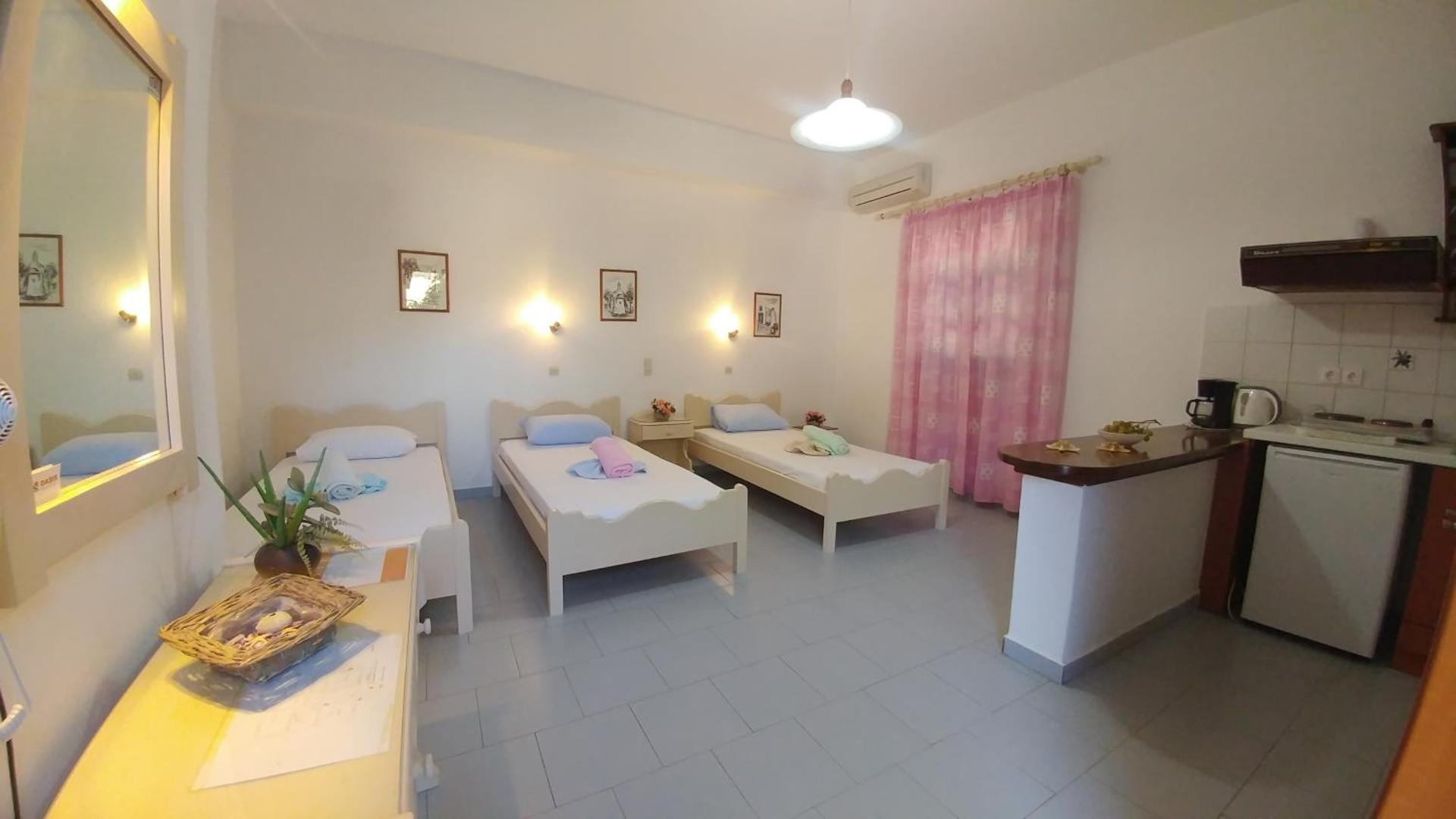 Oasis Studios Logaras