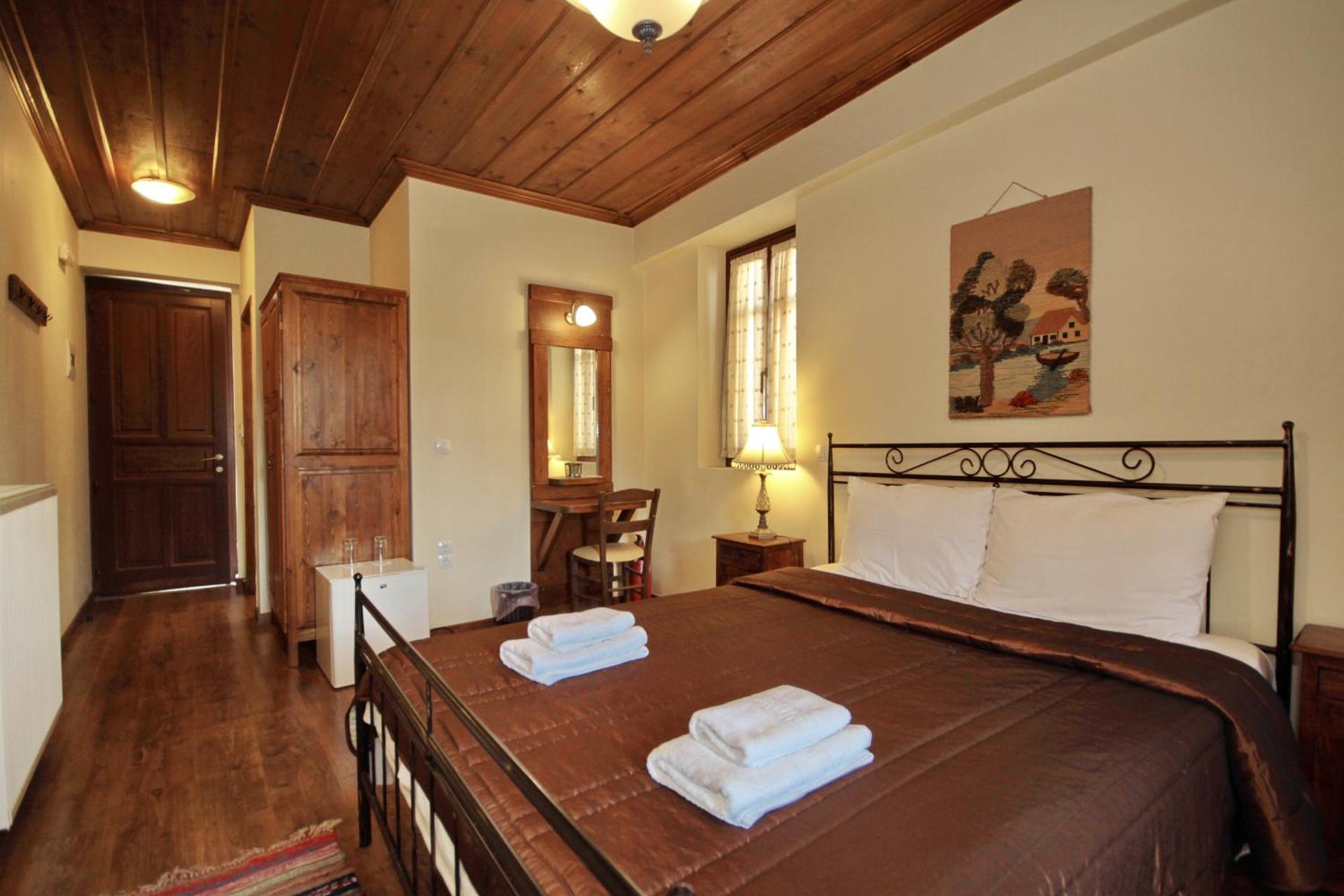 Double Room with Mountain View and Fireplace