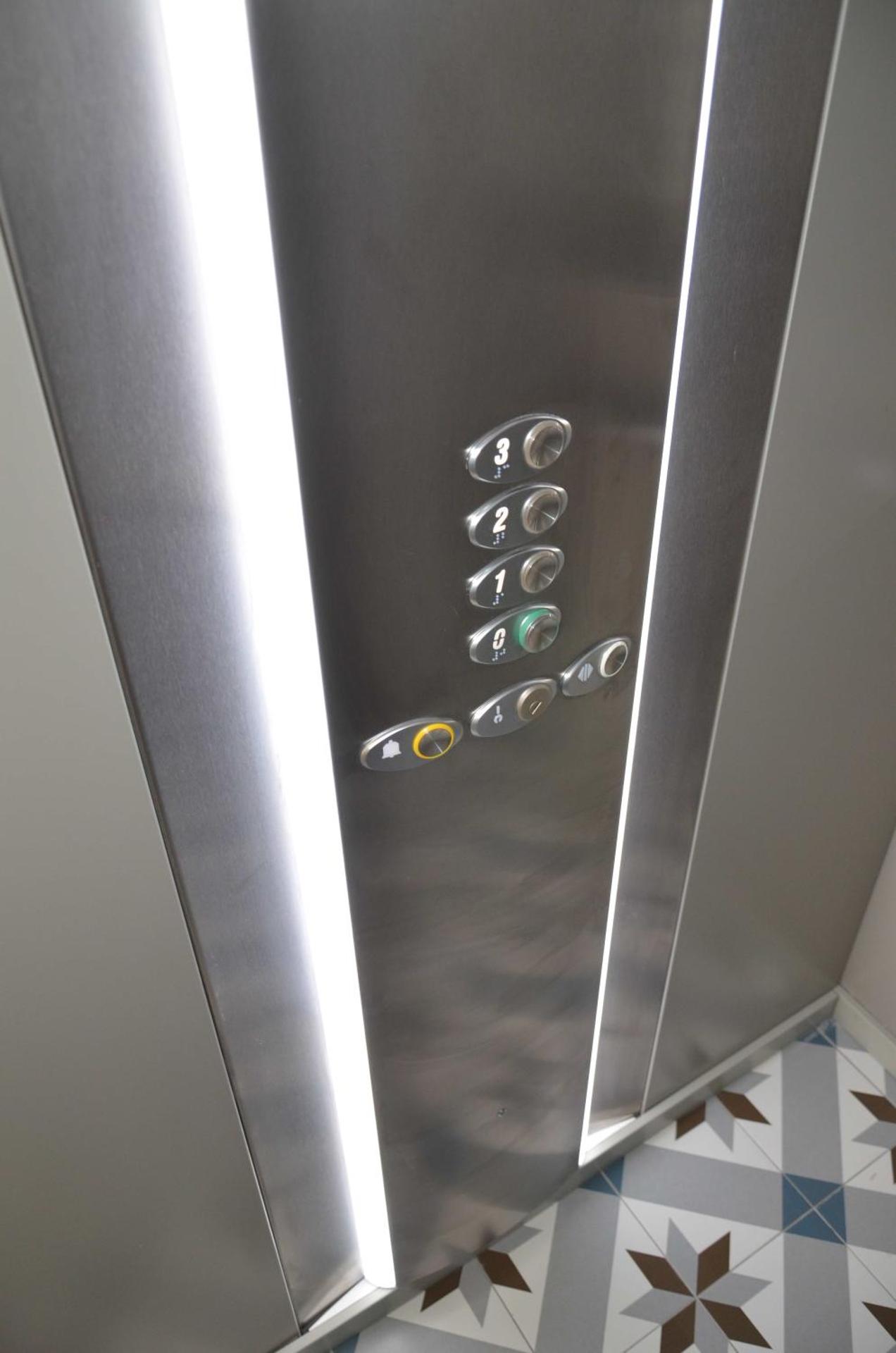 Edificio Charles 206