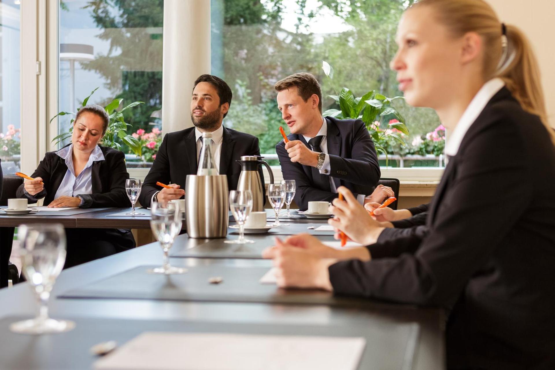 Meeting/conference room