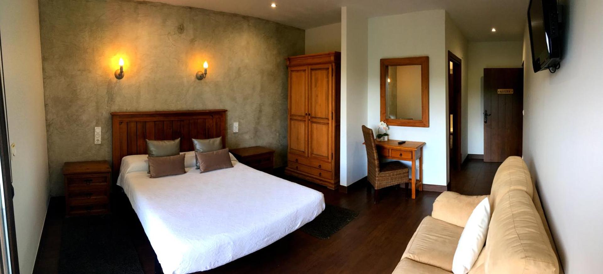 Photo of the whole room