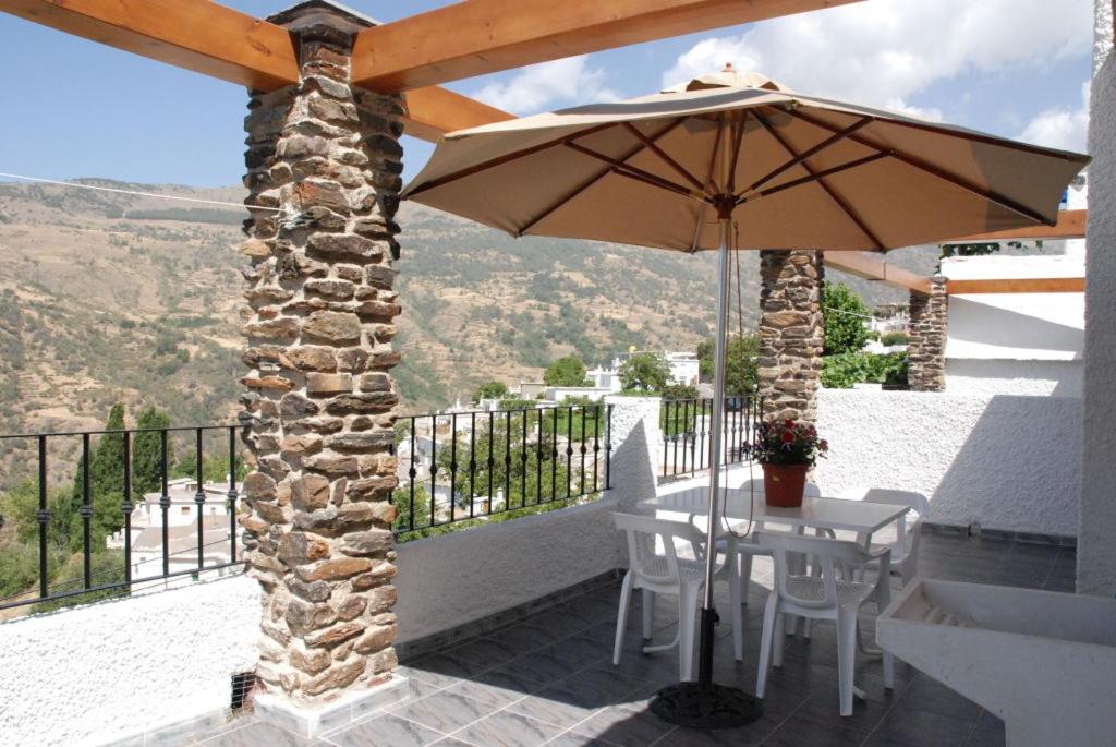 alojamiento rural la ermita bubion