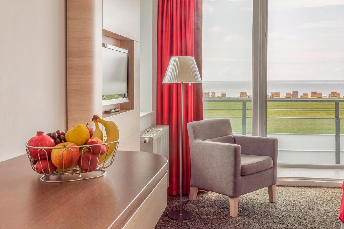 Double Room with Balcony and Sea View