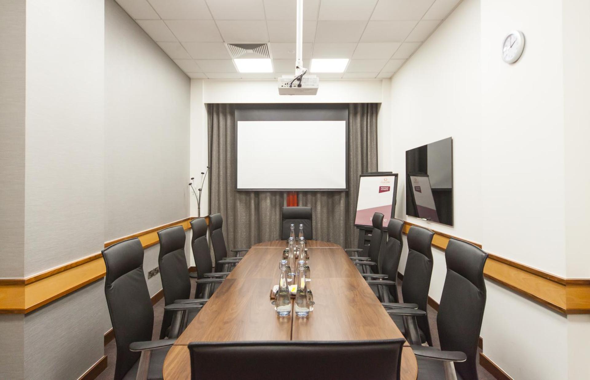 Meeting/conference room