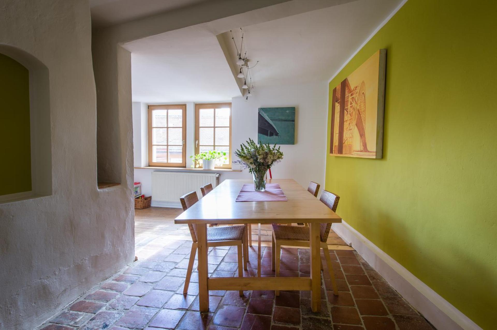 "goethezimmer" Ferienwohnung und Zimmer am Burgplatz