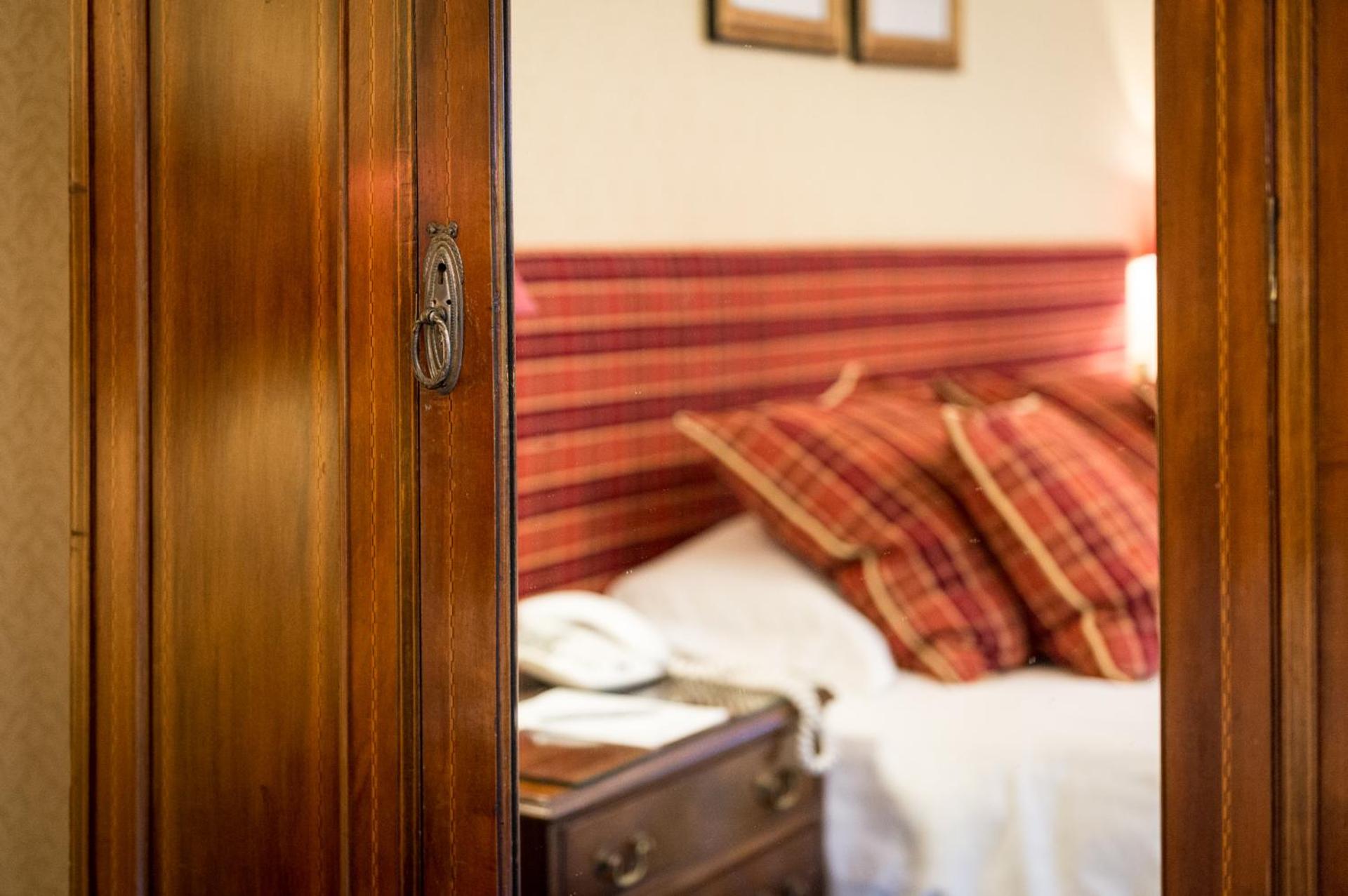 Standard Room with Country View