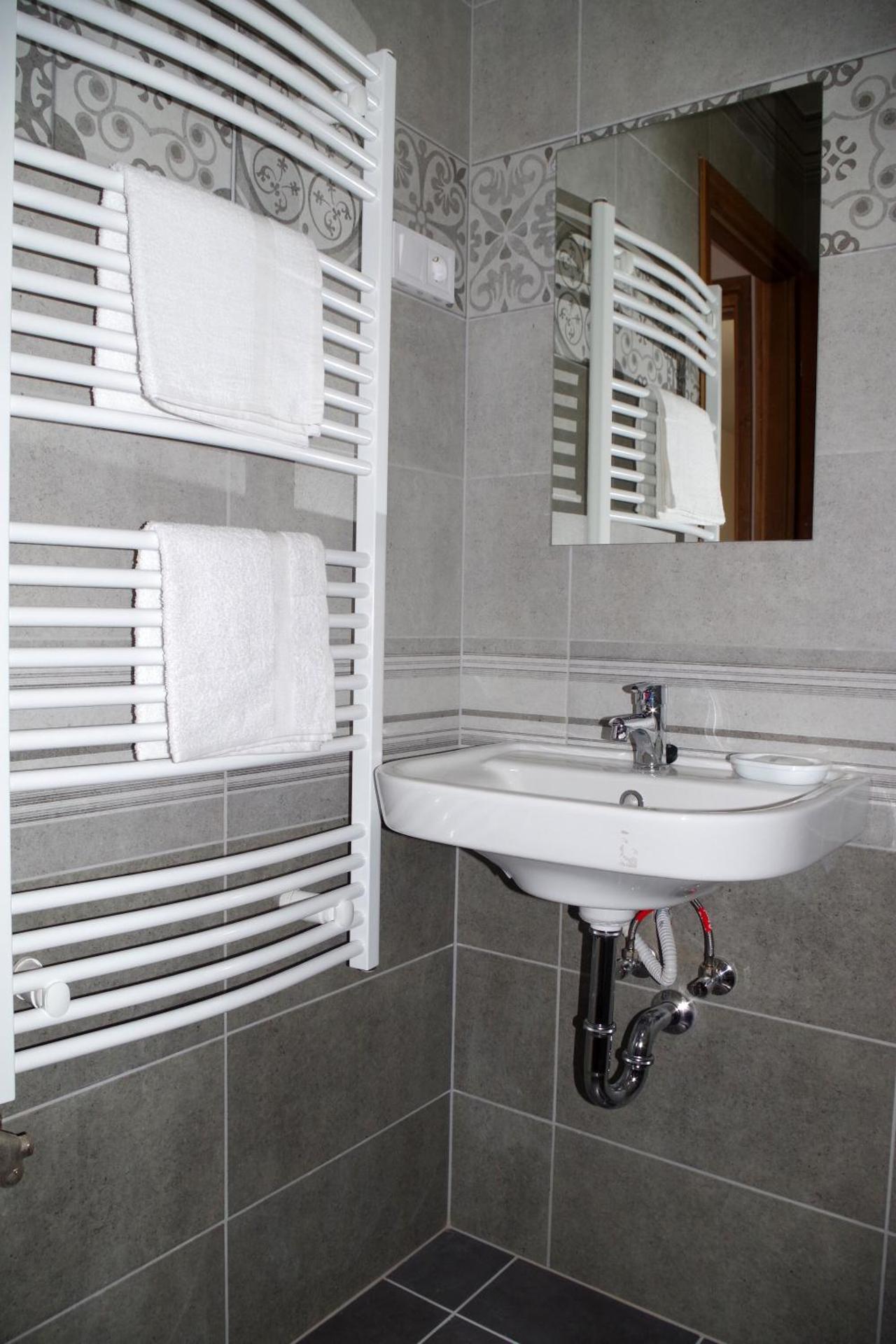 Triple Room with Bathroom