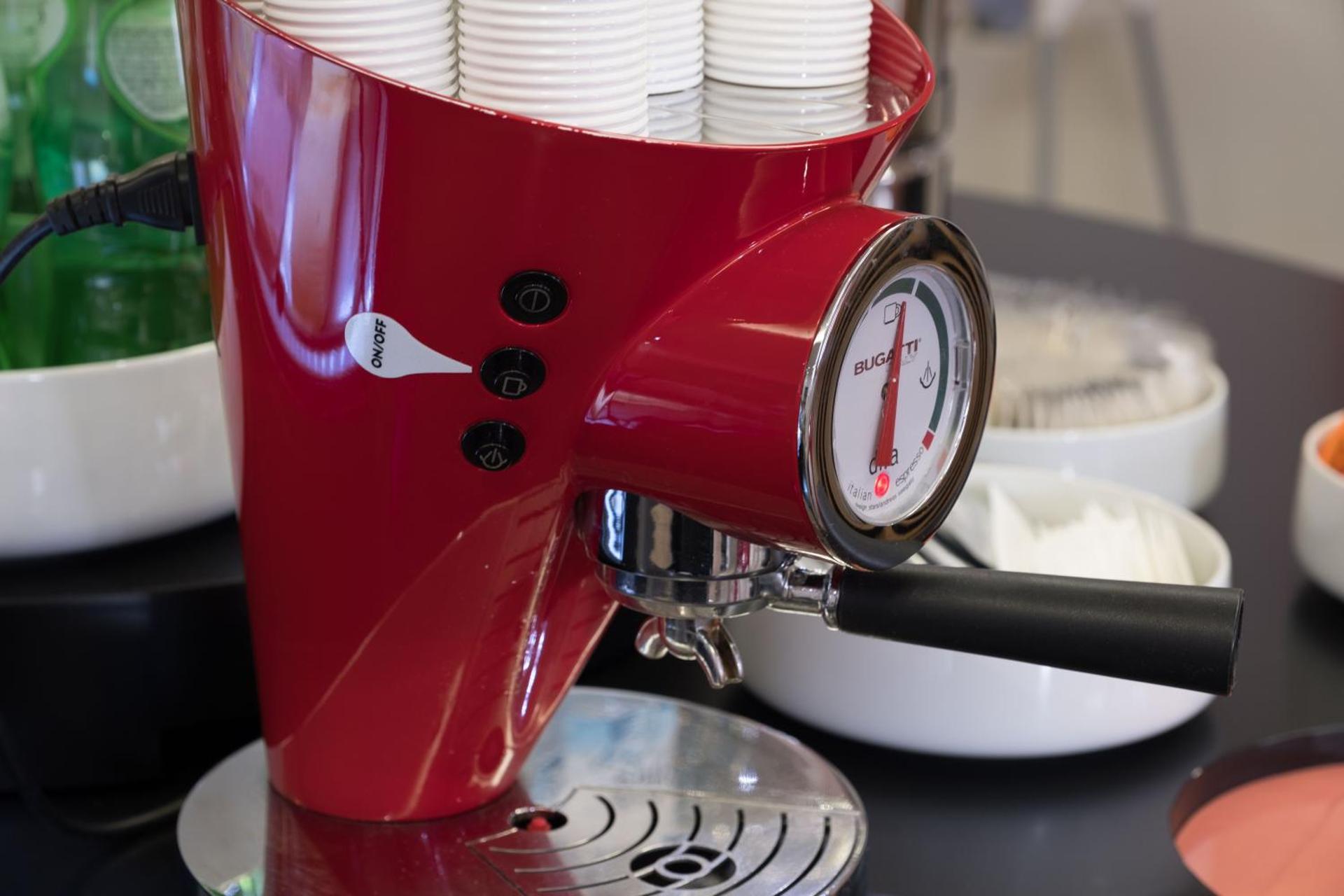 Coffee/tea facilities