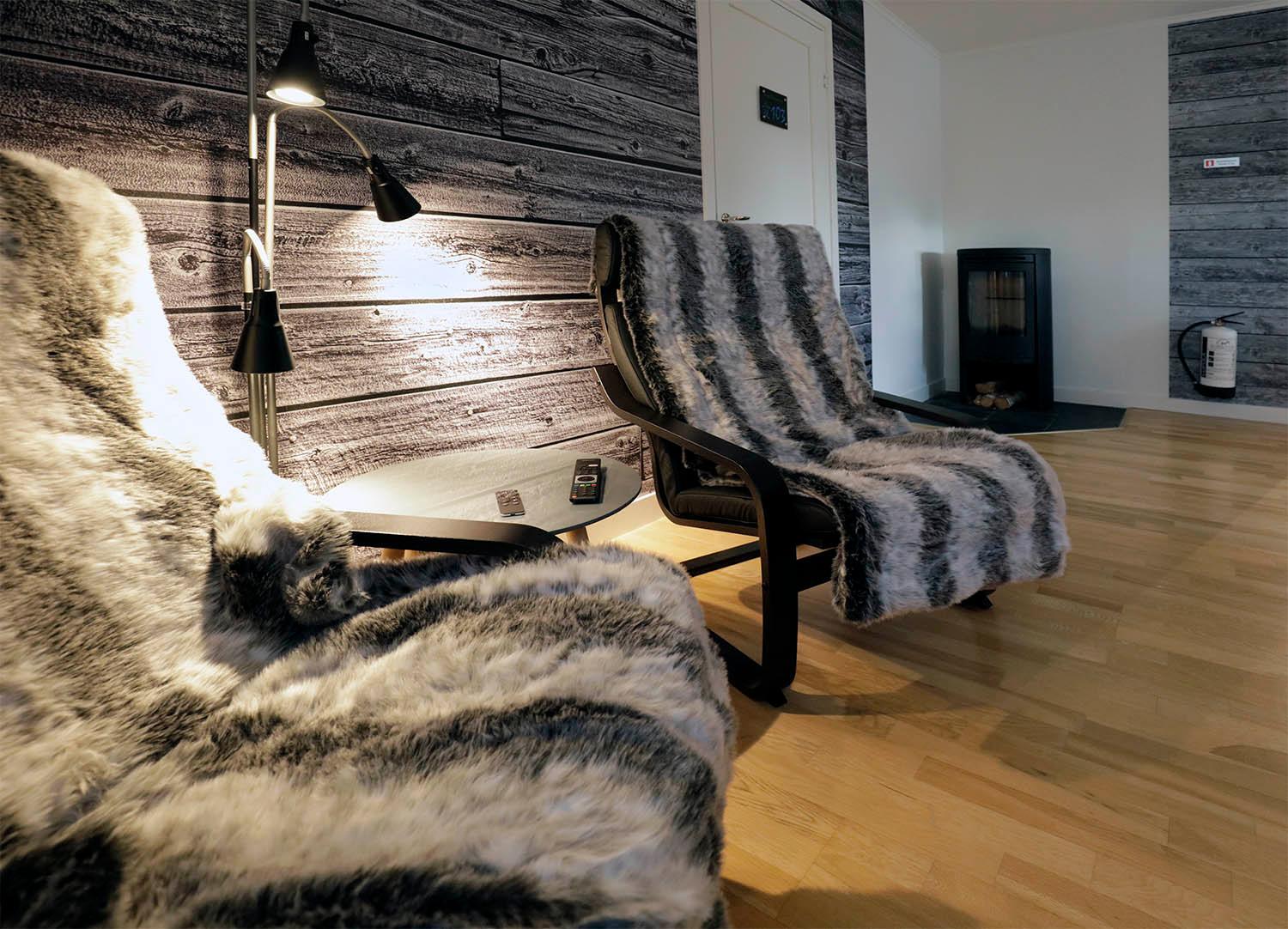 Communal lounge/ TV room