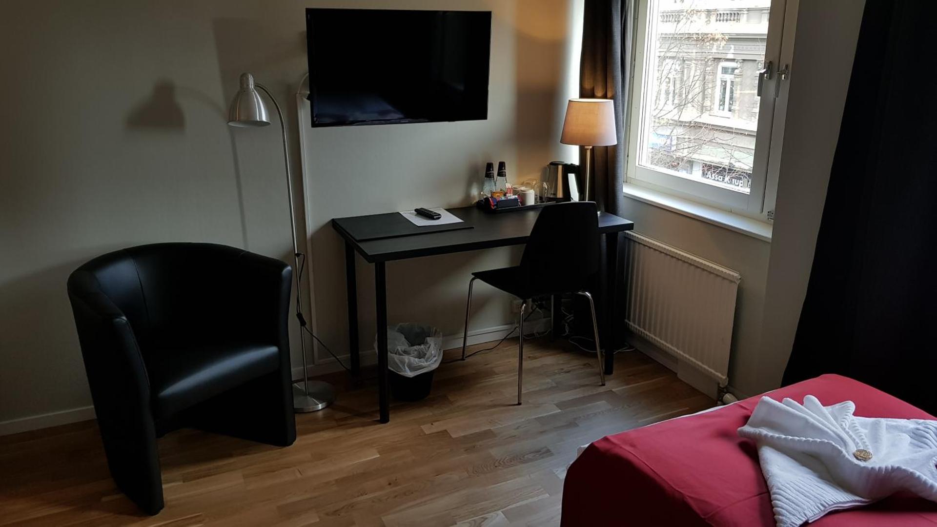 Photo of the whole room