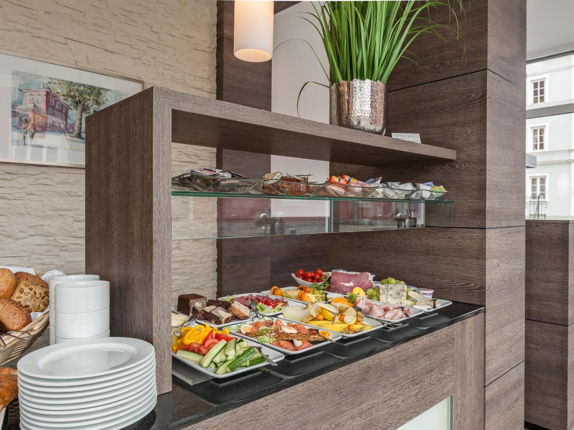 Continental breakfast