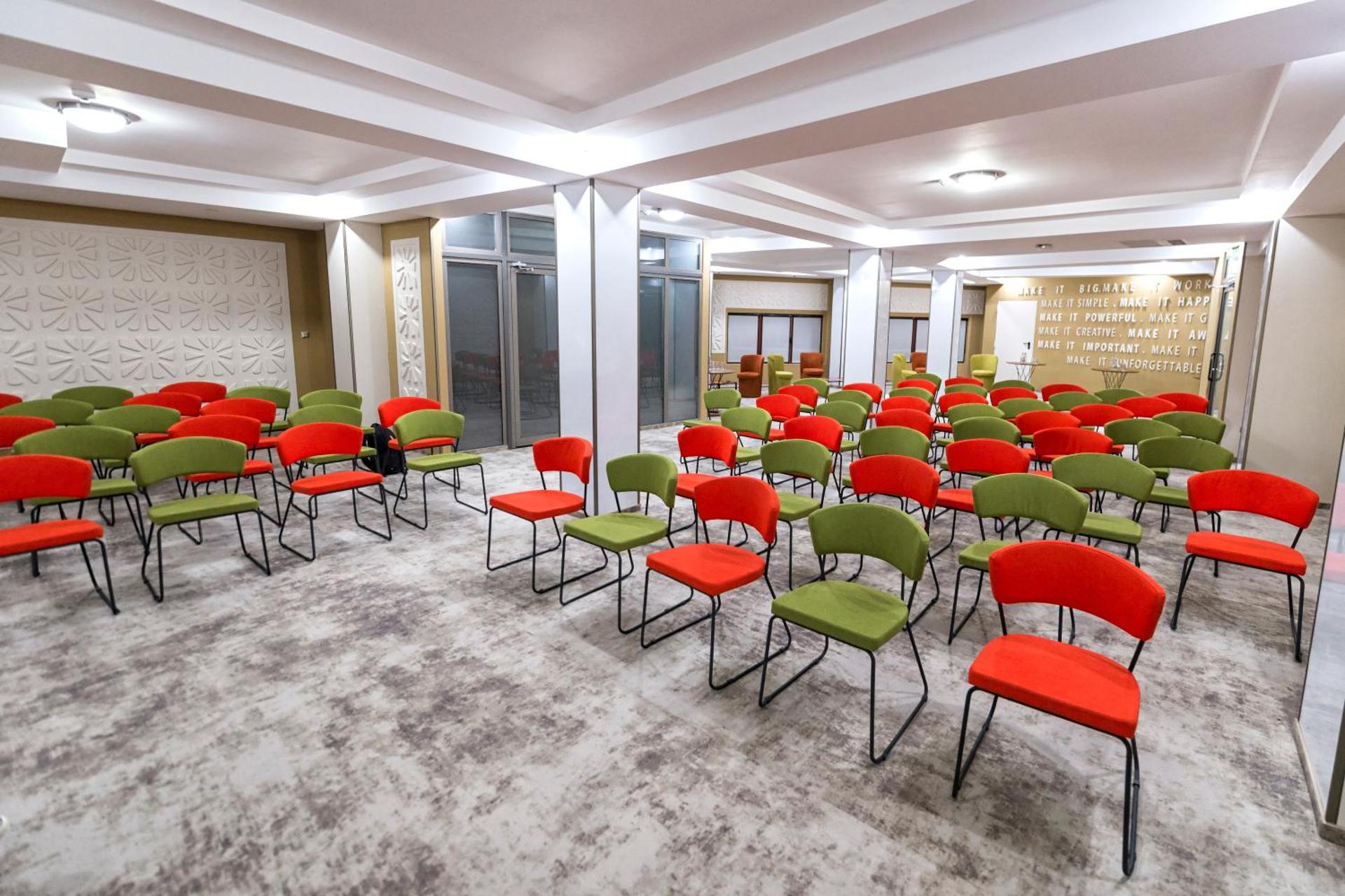 Meeting/conference room