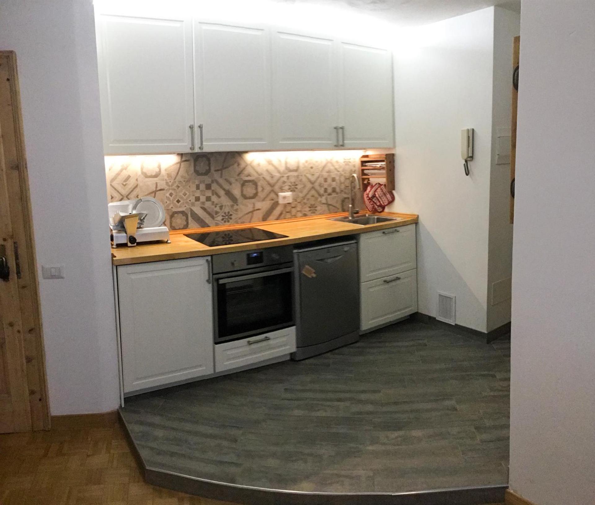 Kitchen or kitchenette