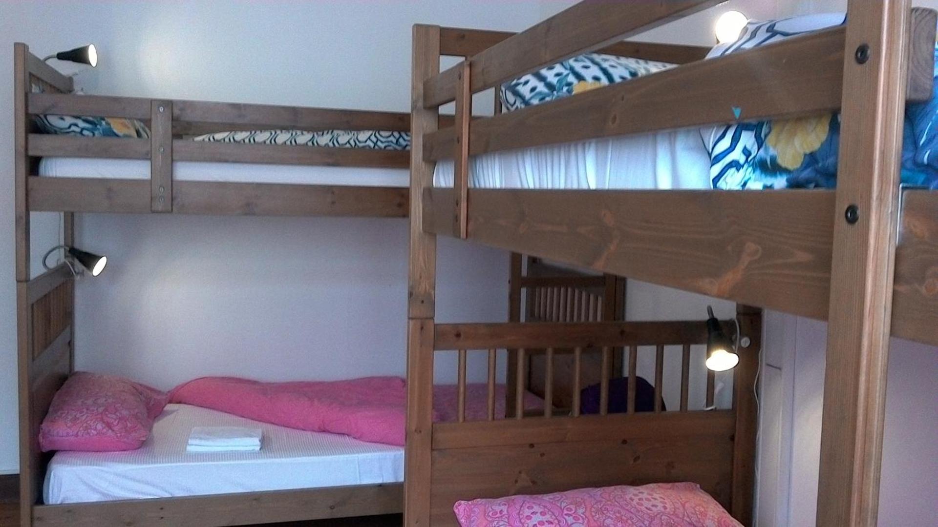 bunk bed