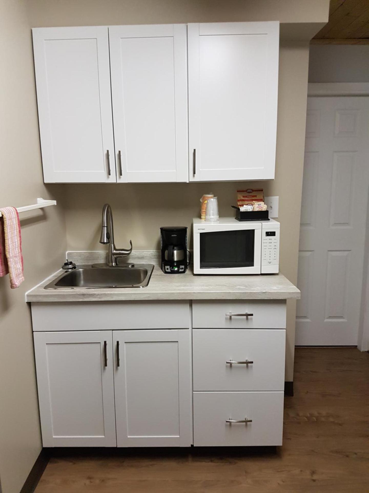 Kitchen or kitchenette