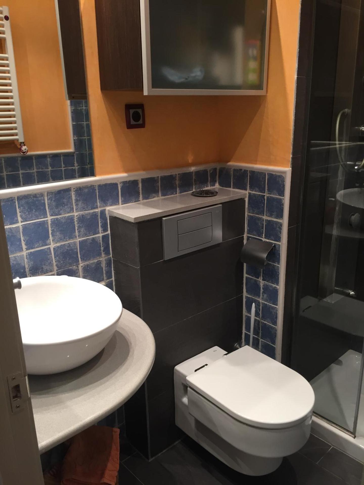 apartamento aislado jardín y piscina