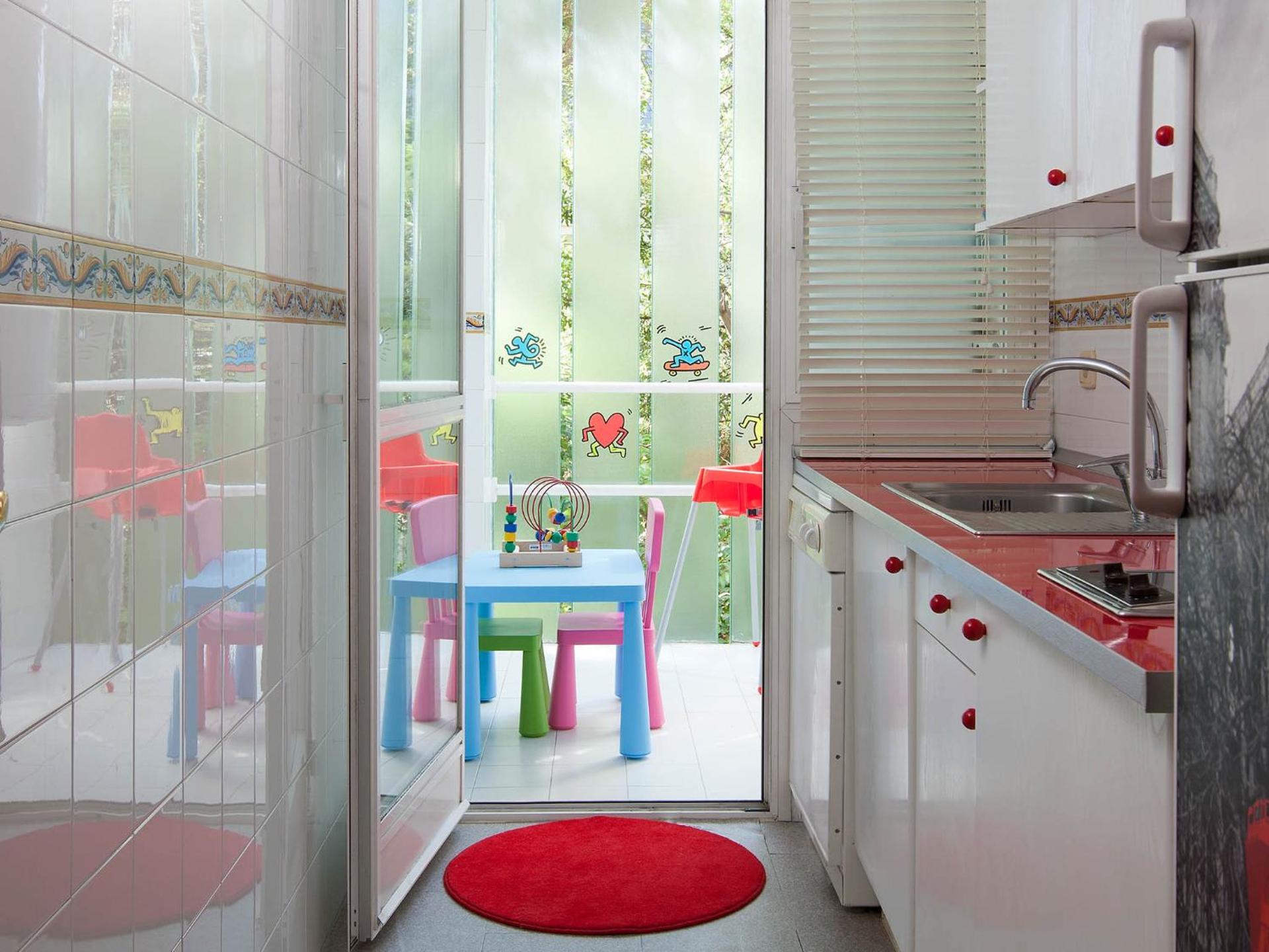 Kitchen or kitchenette