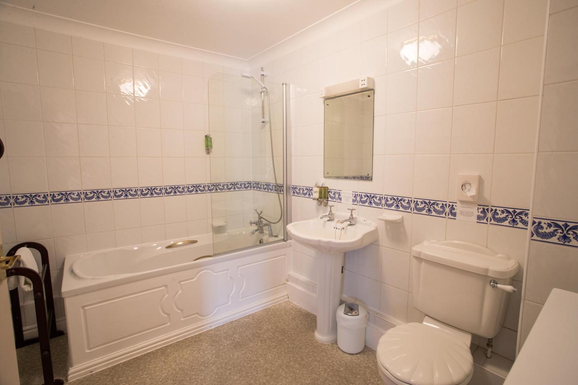 Courtyard Family Room