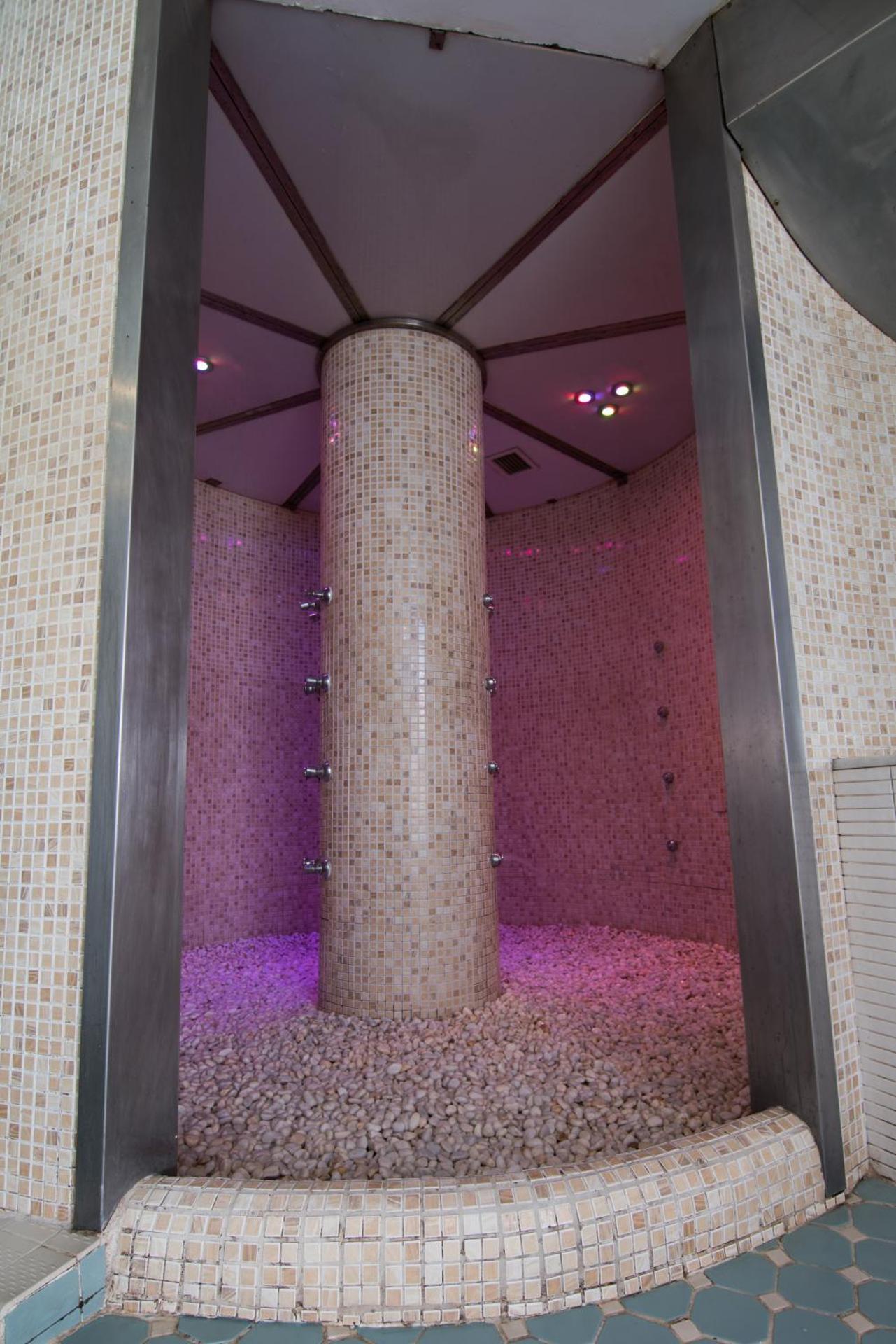 Spa and wellness centre/facilities