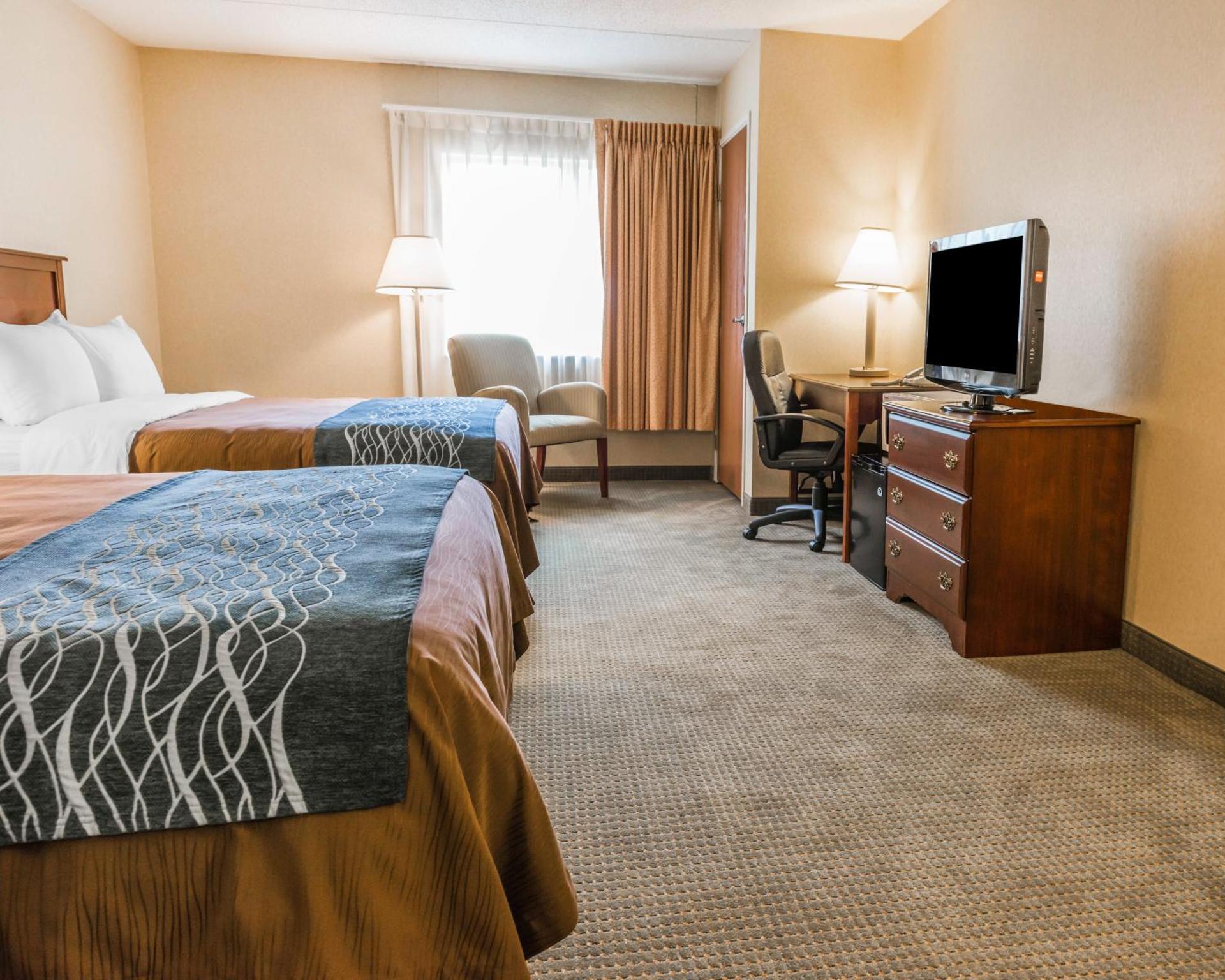 Queen Room with Two Queen Beds - Non-Smoking