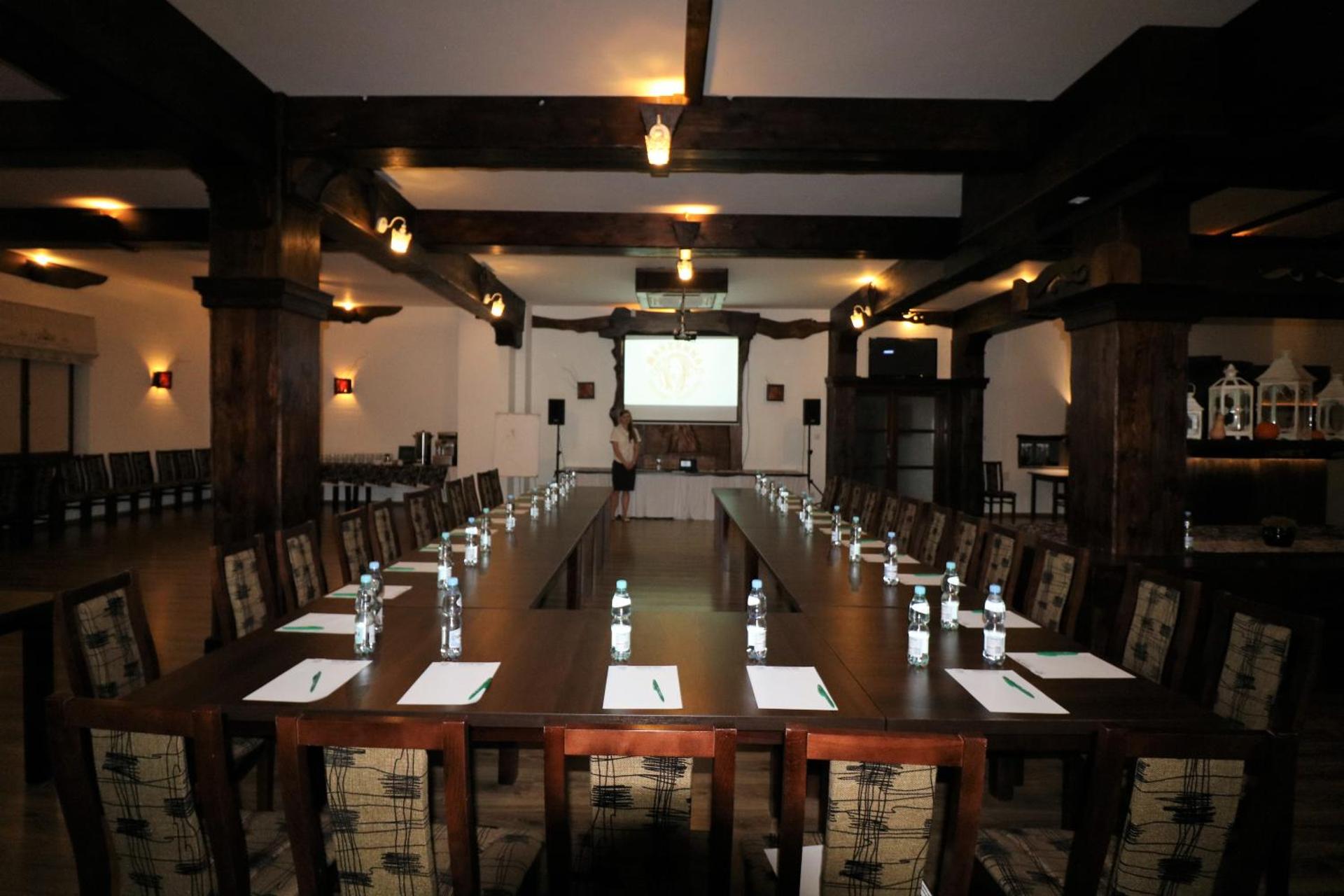 Meeting/conference room
