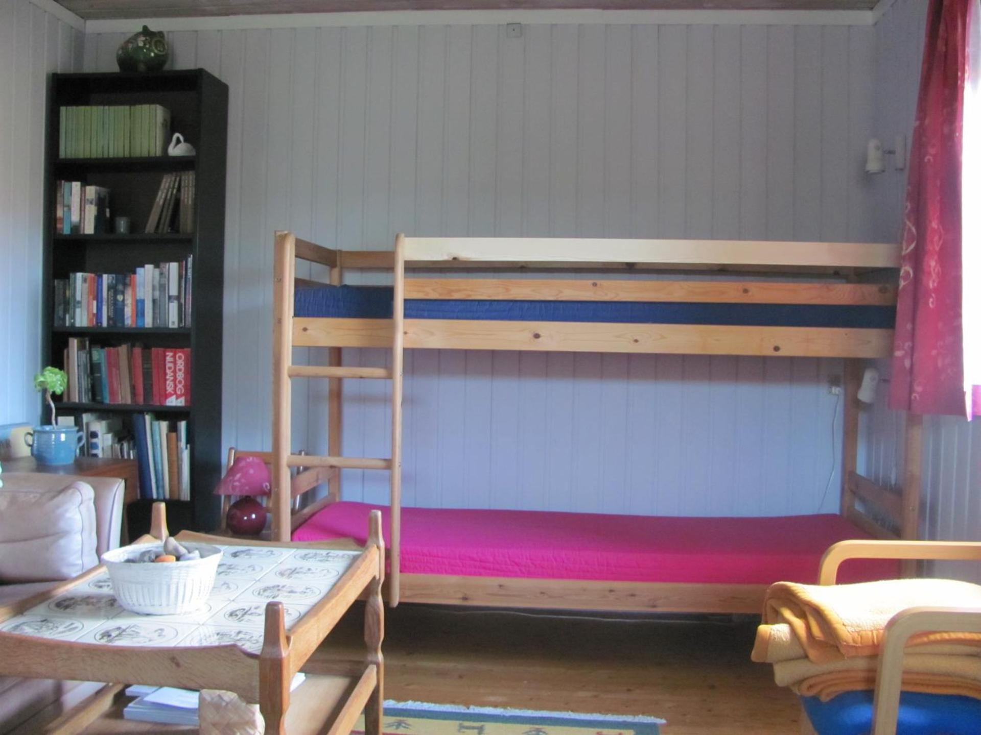 bunk bed