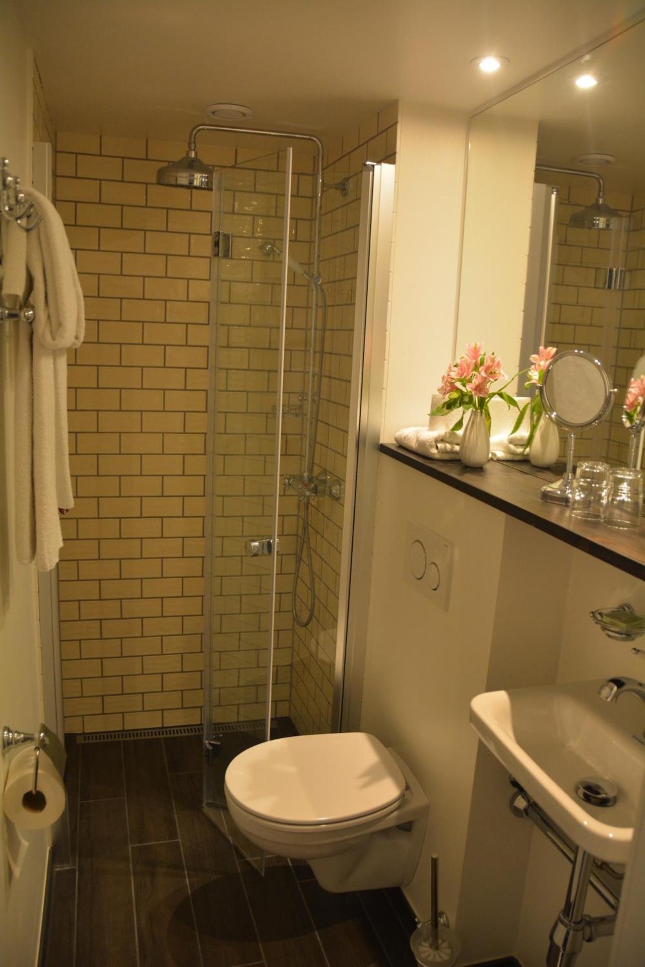 Double Room with Balcony and Sea View