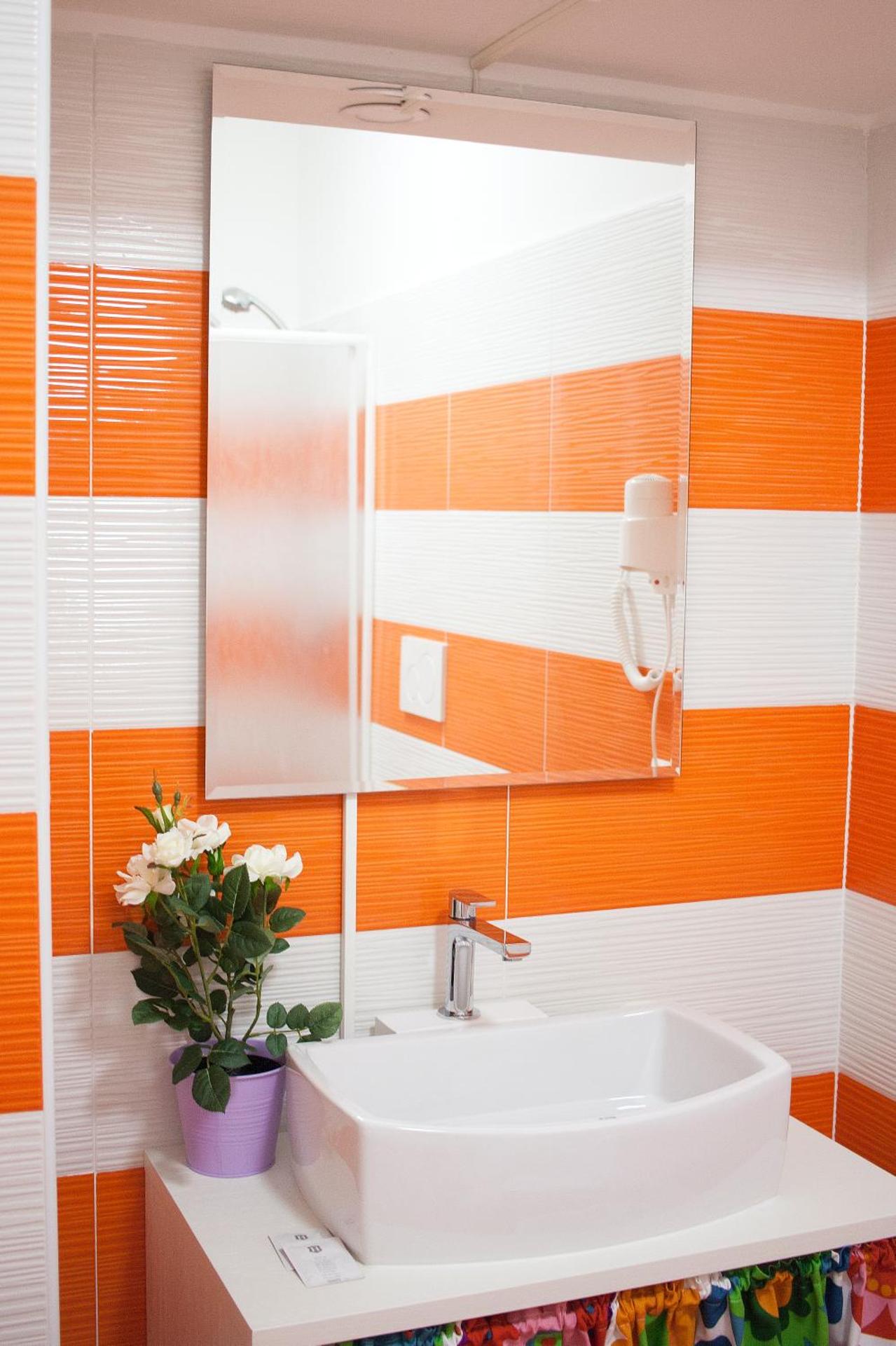 TIBUR STAR Guest House