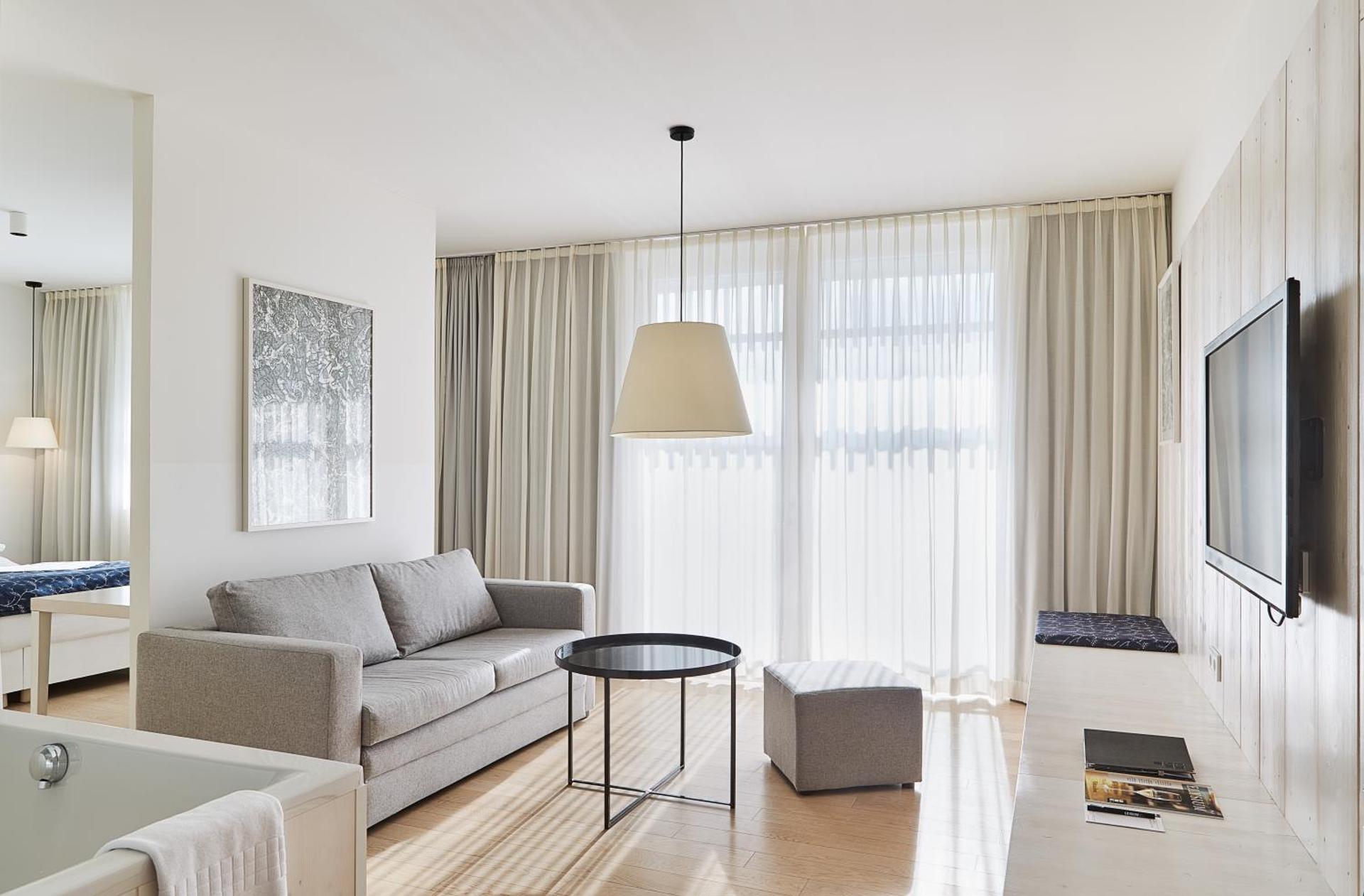 Photo of the whole room