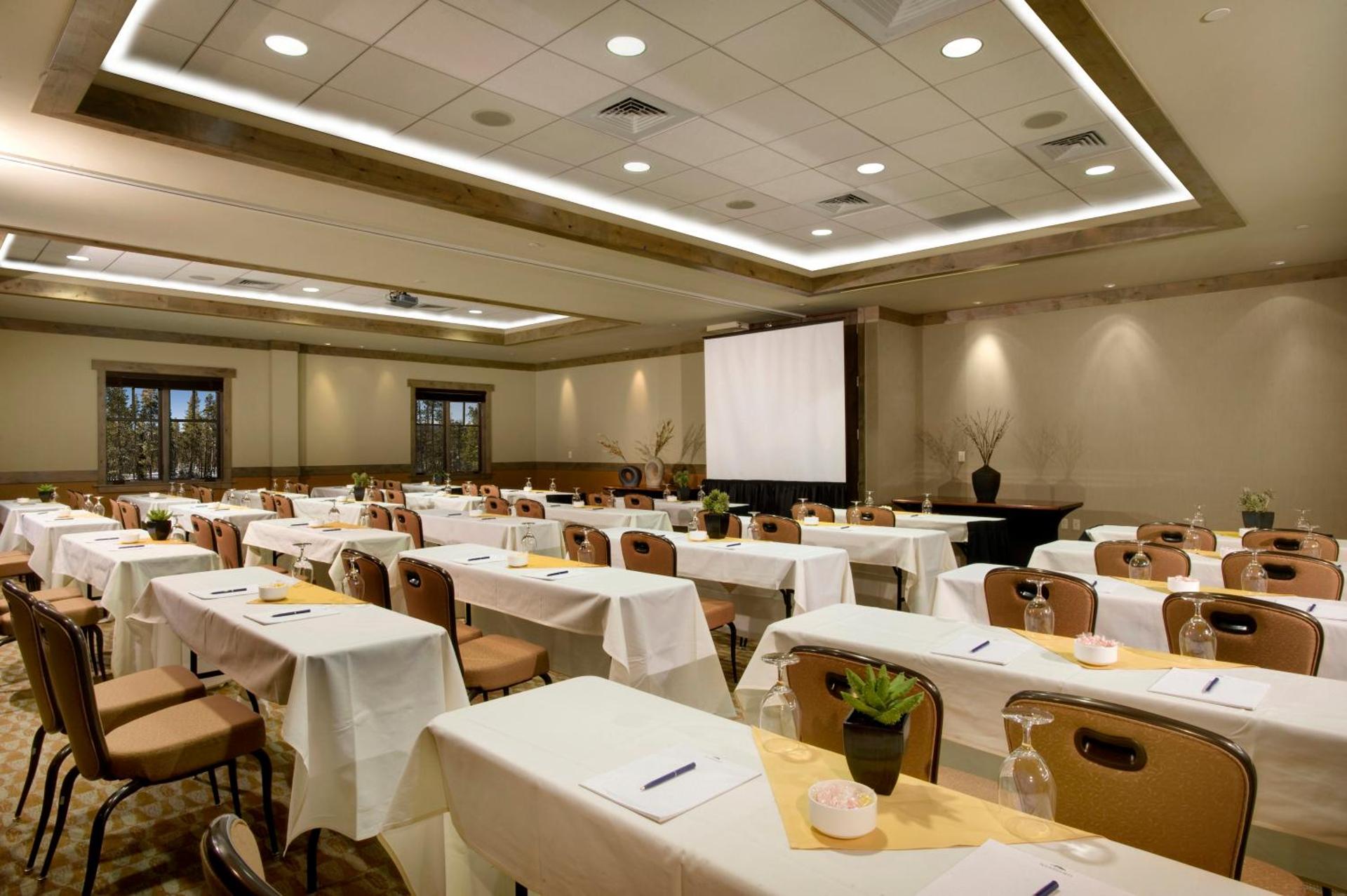 Meeting/conference room