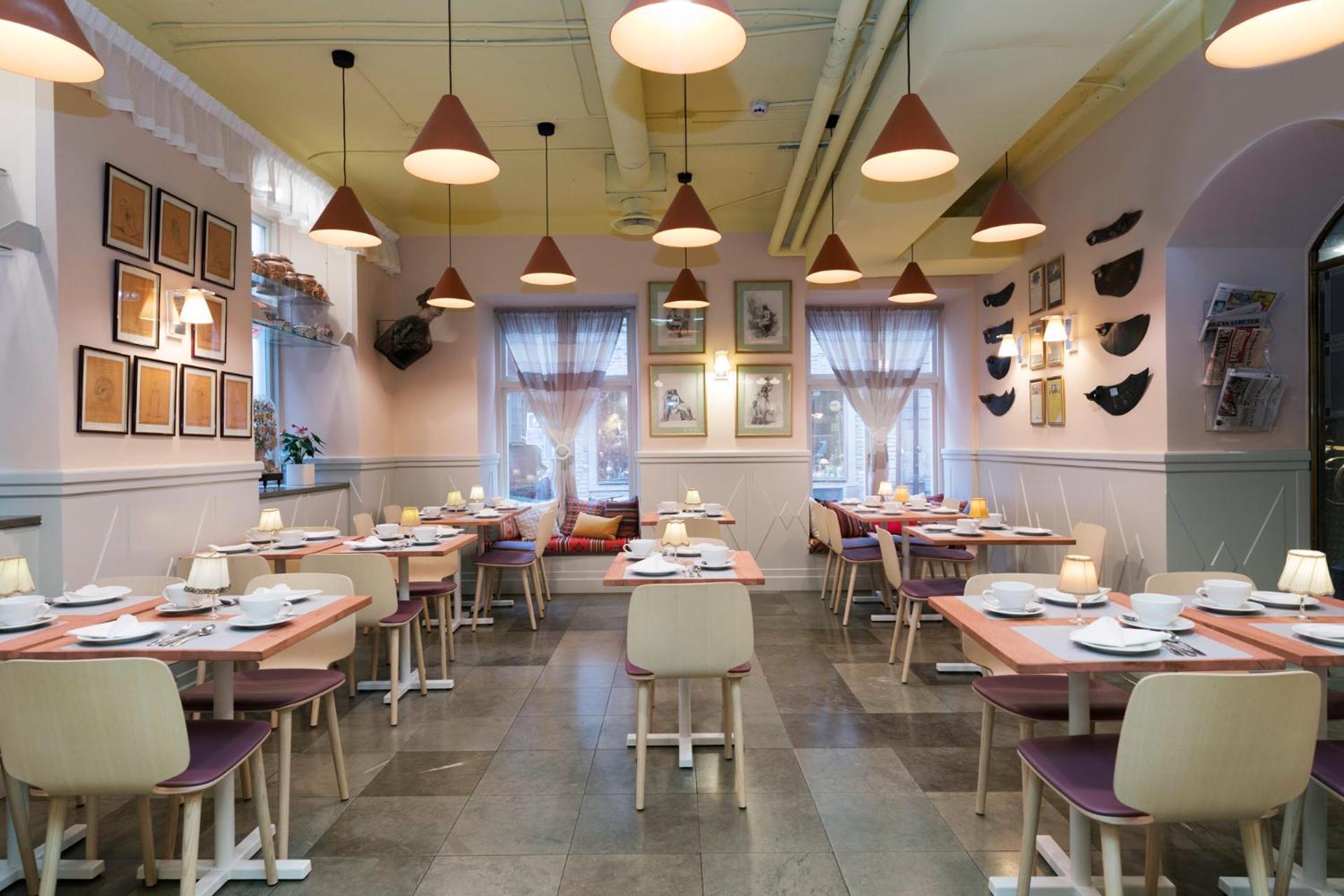 Restaurant/places to eat