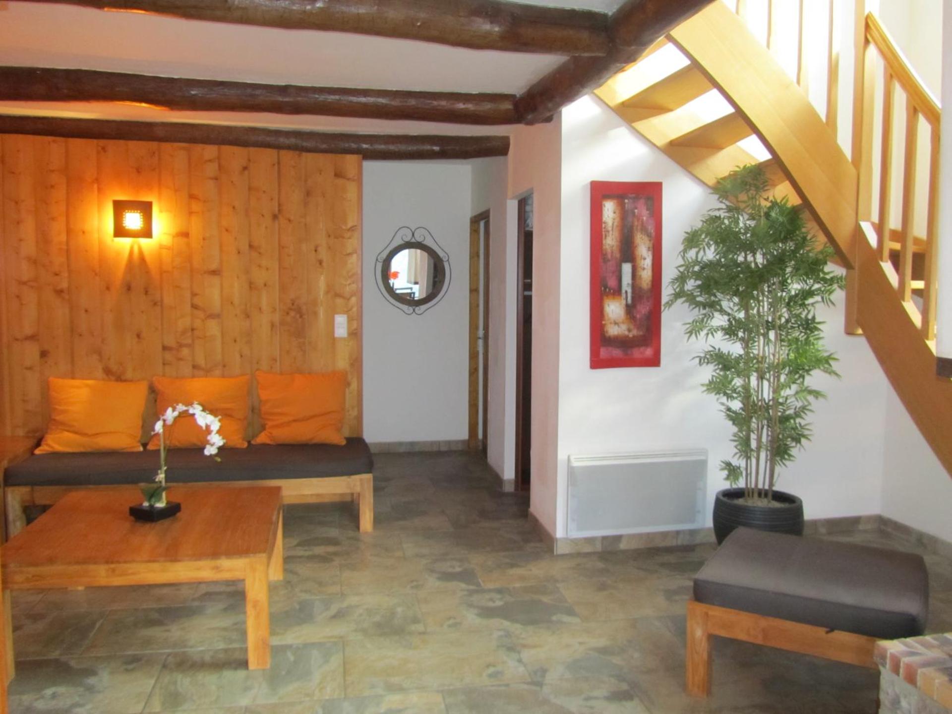 Les GITES DE CAMPARAN - gîte "la BERGERIE AVEC SPA"