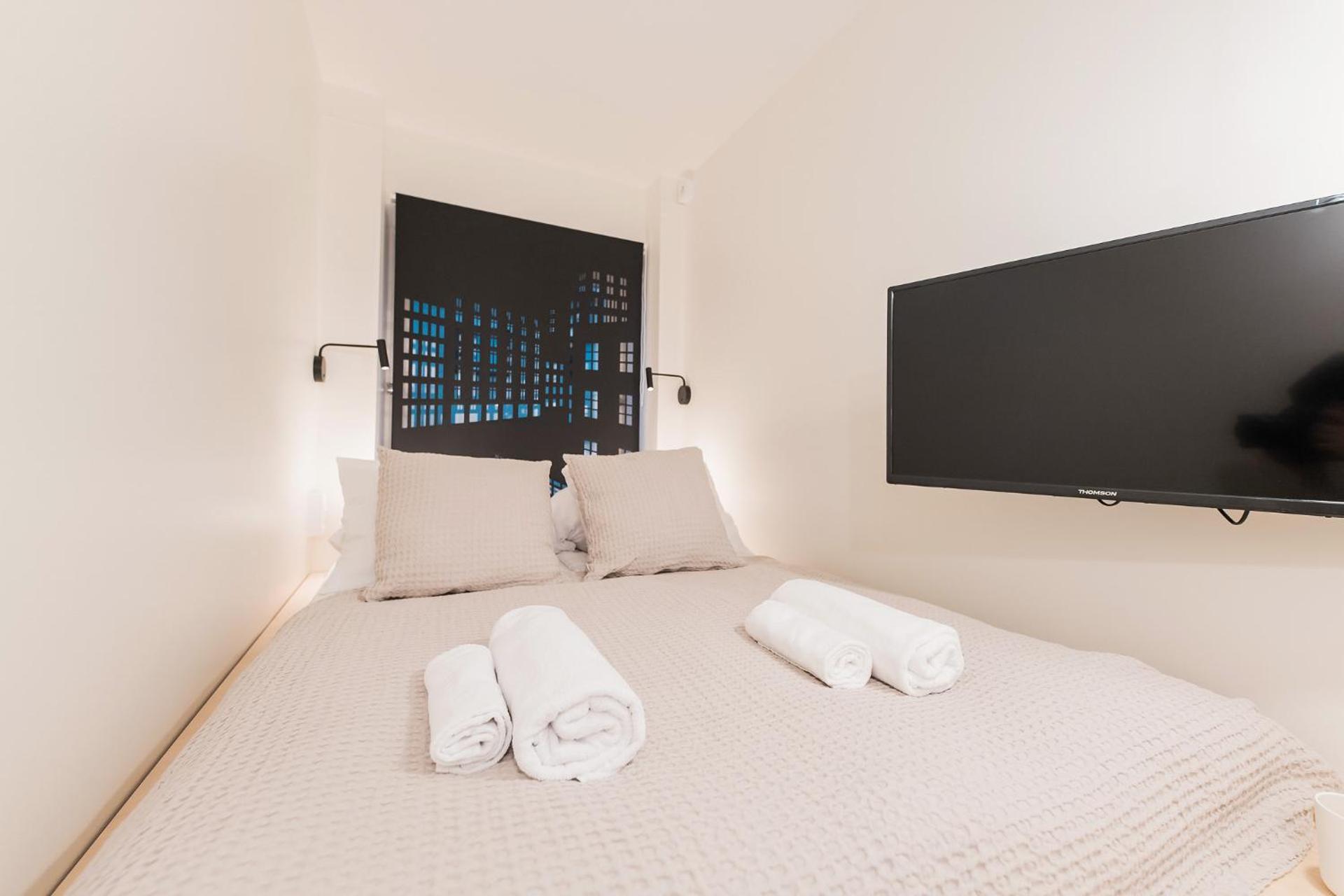 Small Double Room with Shared Bathroom