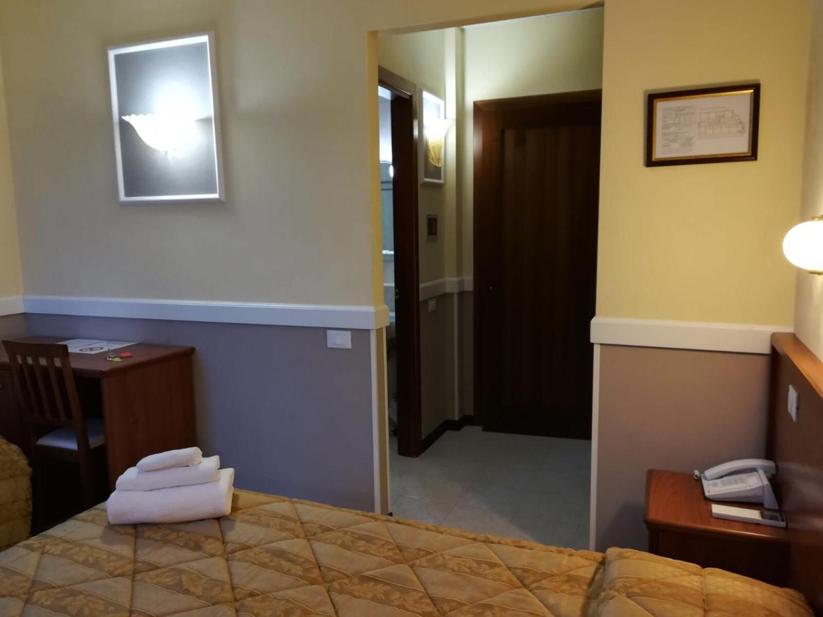 Hotel Marco Polo SELF CHECK-IN