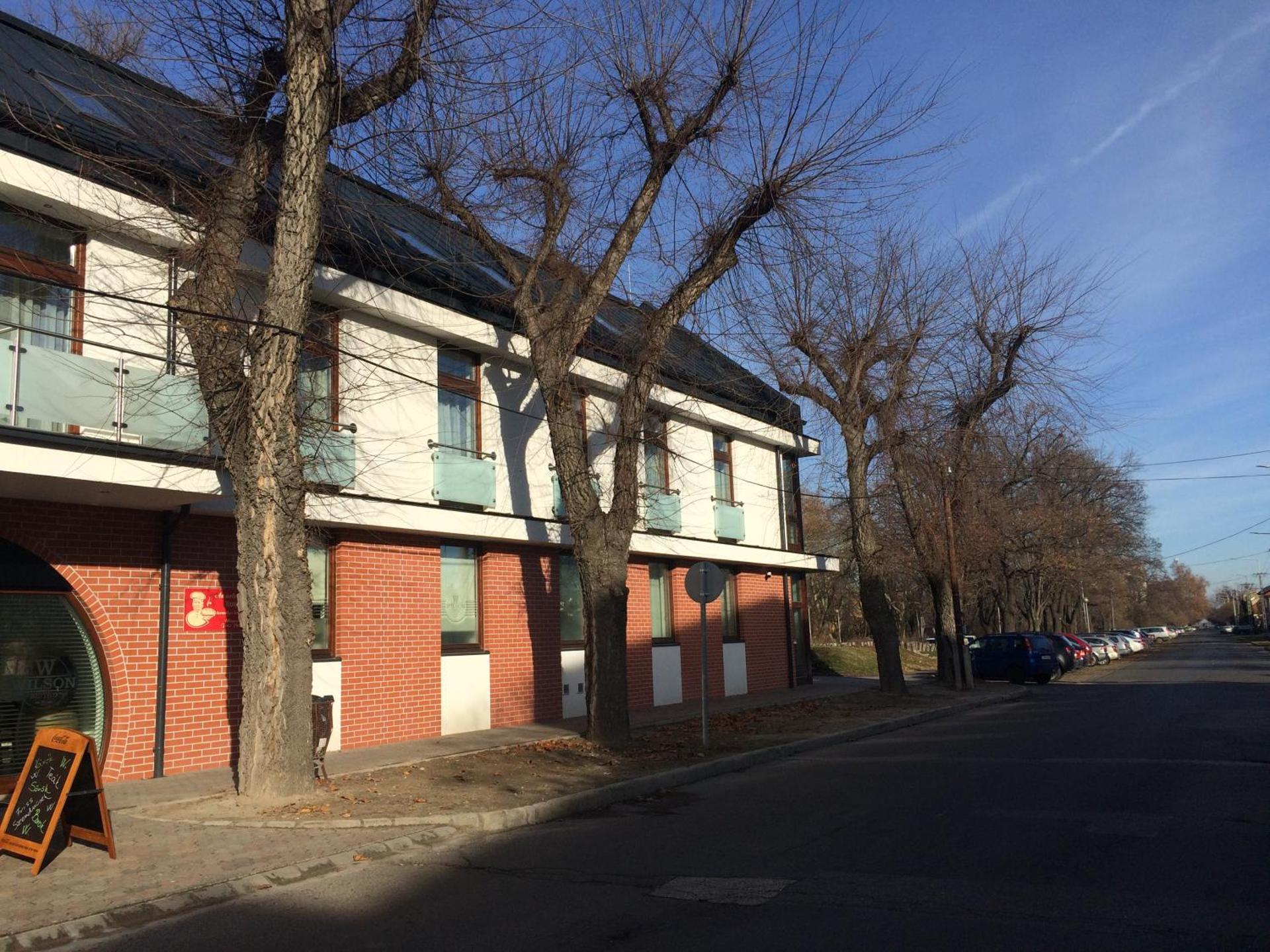 CVSE Clubház és Panzió