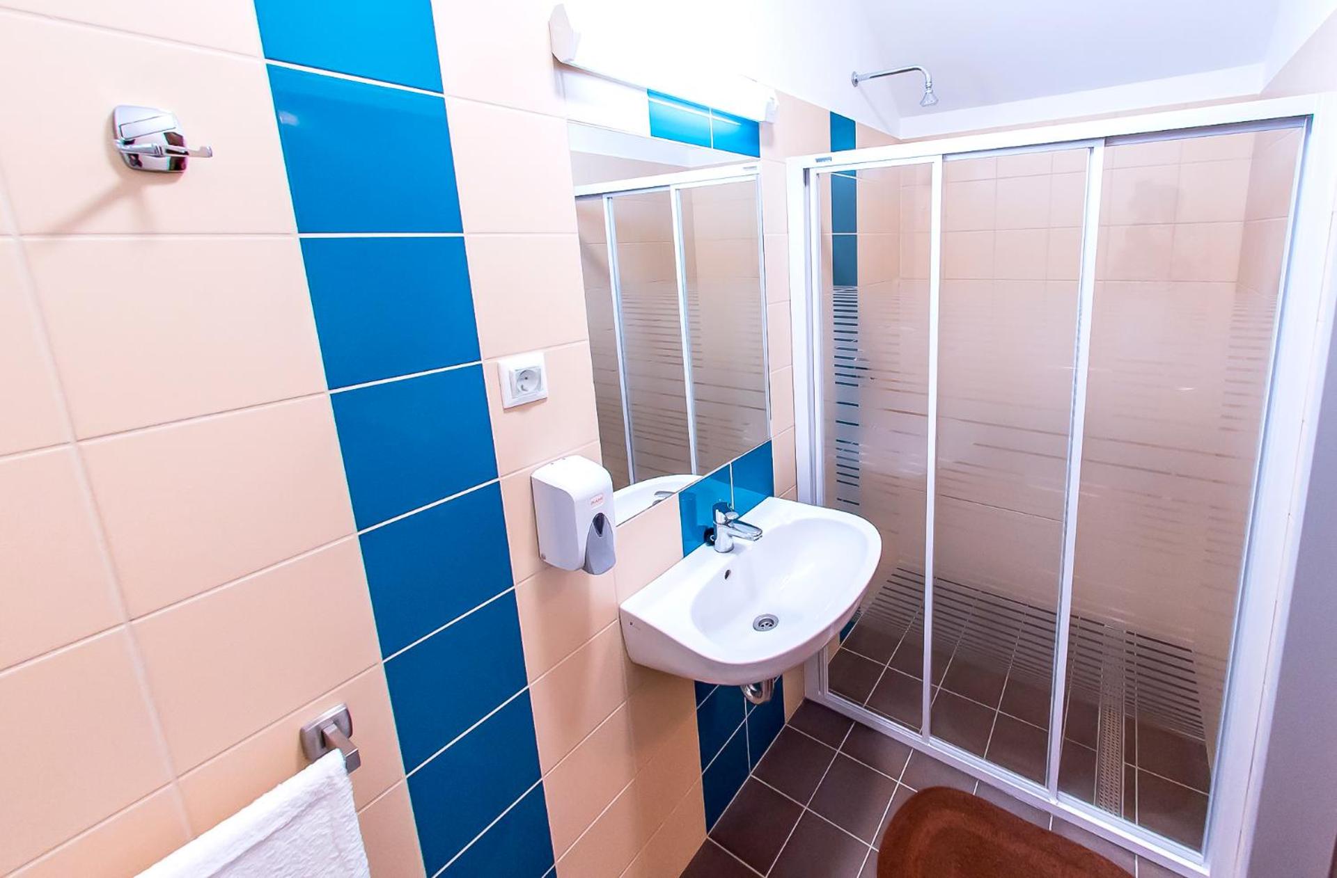 Triple Room with Private Bathroom