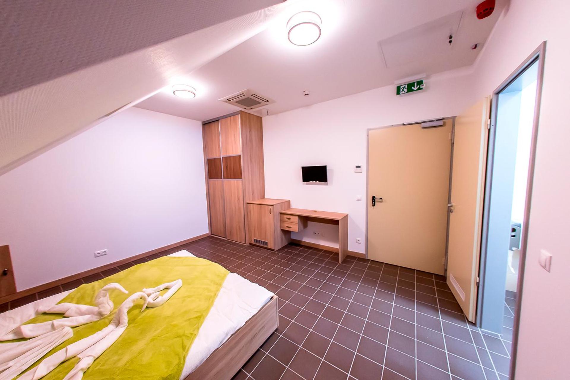 Double Room with Private Bathroom